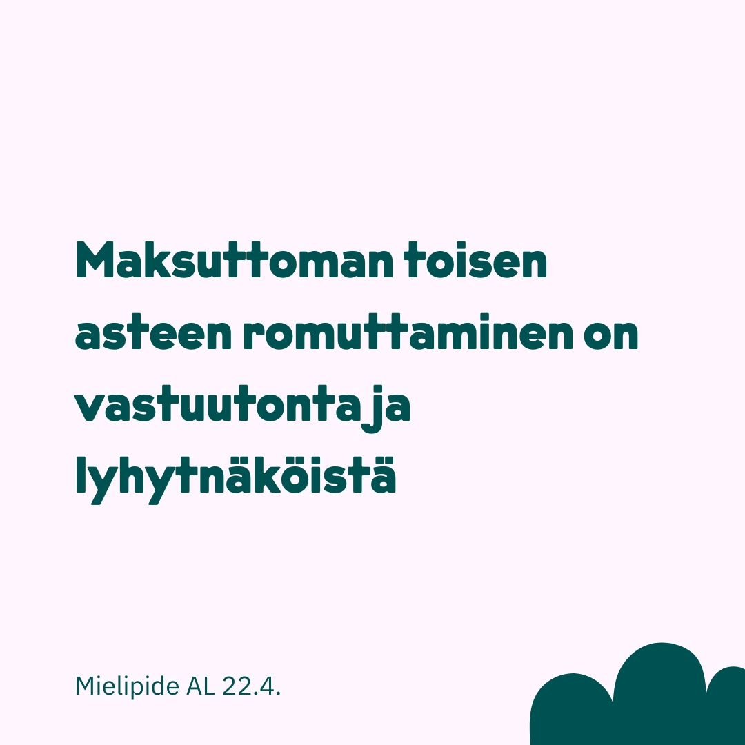 Maksuttoman toisen asteen romuttaminen on vastuutonta ja lyhytn&auml;k&ouml;ist&auml;. 

Hallitus on kehysriihess&auml; p&auml;&auml;tt&auml;nyt romuttaa maksuttoman toisen asteen: maksuttomuus rajataan sen vuoden loppuun, kun opiskelija t&auml;ytt&a