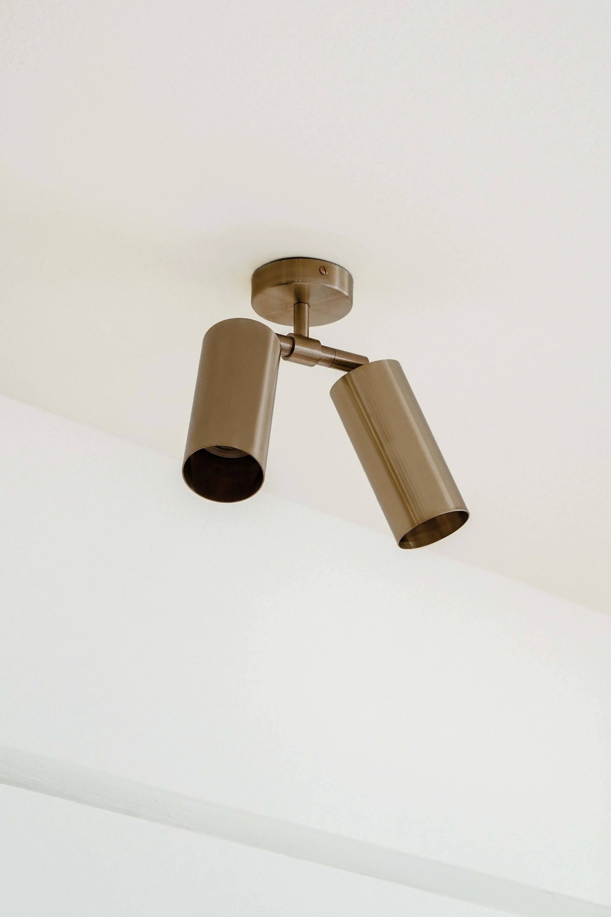 Eksklusive loftslamper_Contain_Book XL Double 120_aged.jpg