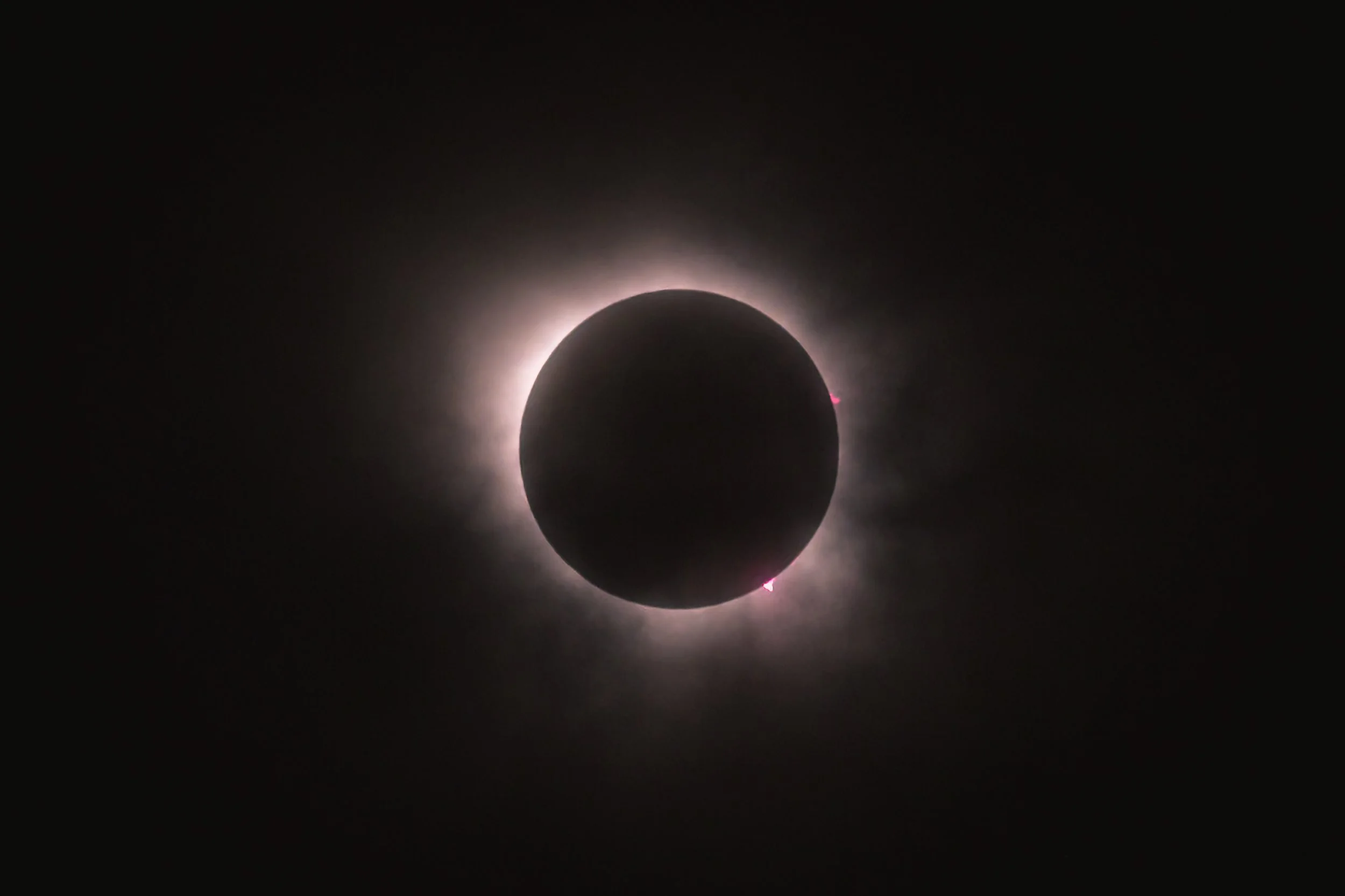 Shooting Totality in the Texas Hill Country:                   A Field Guide for Europe's Eclipse on August 12th, 2026.