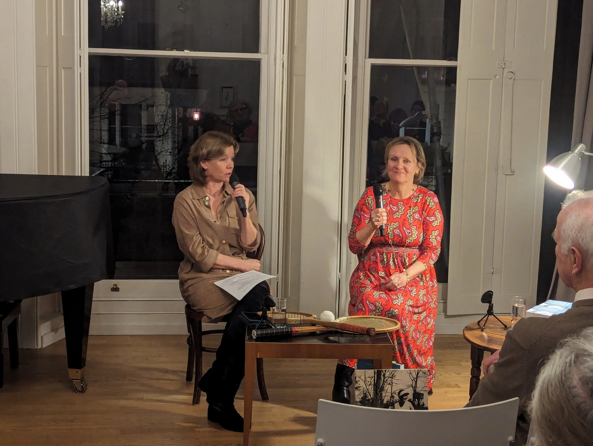 Felice in conversation with Tessa. Photo: © Hannah Kaip/Austrian Embassy London