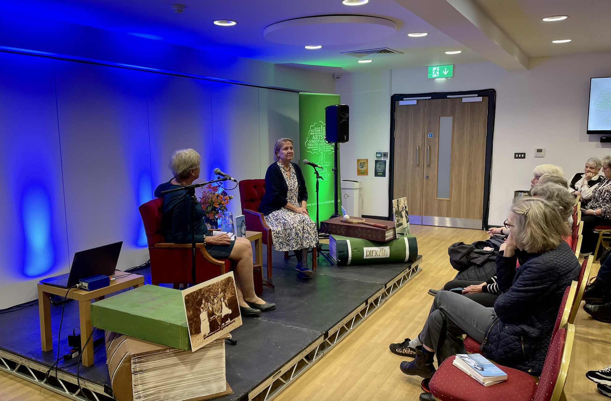 Felice being interviewed by Jenny Devitt. Photo: © P.Hardy