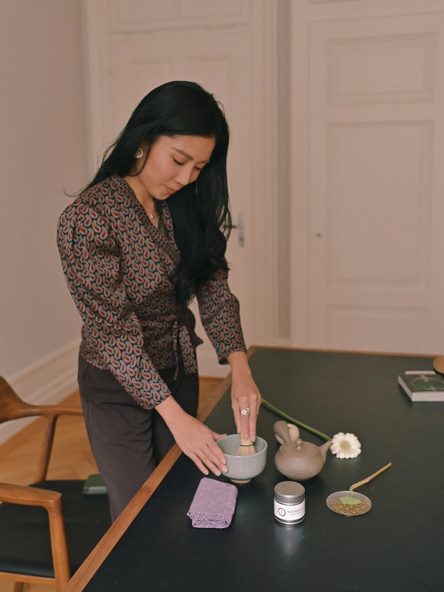 Are you thinking about building your personal brand but keep postponing it? Still unsure whether strong visuals are truly essential for your personal brand?

The truth is: every one of us already has a personal brand &mdash; but not everyone manages 