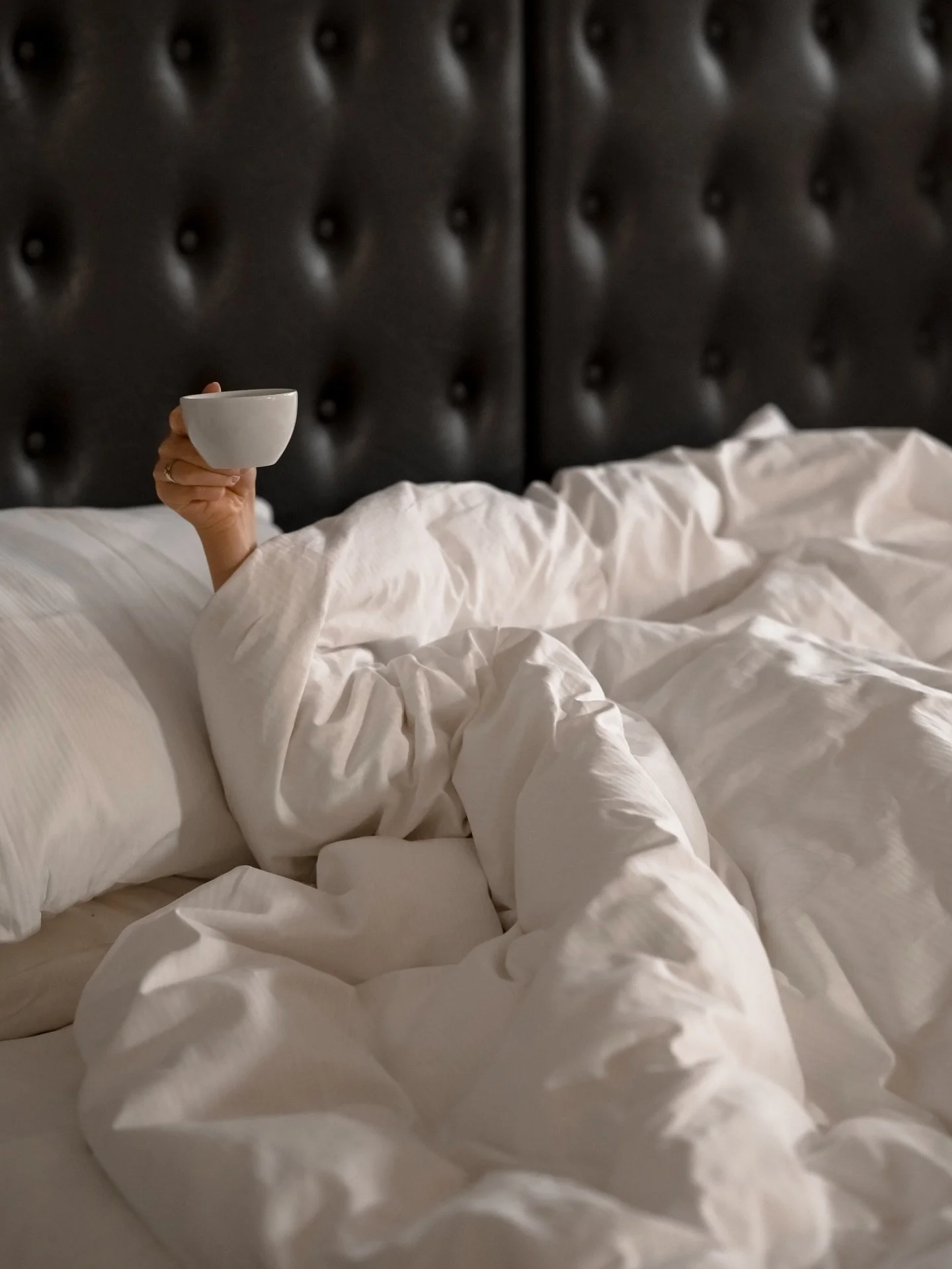 Doing what you love is a gift &mdash; but it also comes with a challenge. Do you agree?✨

Photography is not only my profession &mdash; it&rsquo;s my daily source of creativity and inspiration. Yet I&rsquo;m still learning how to slow down, set to ke