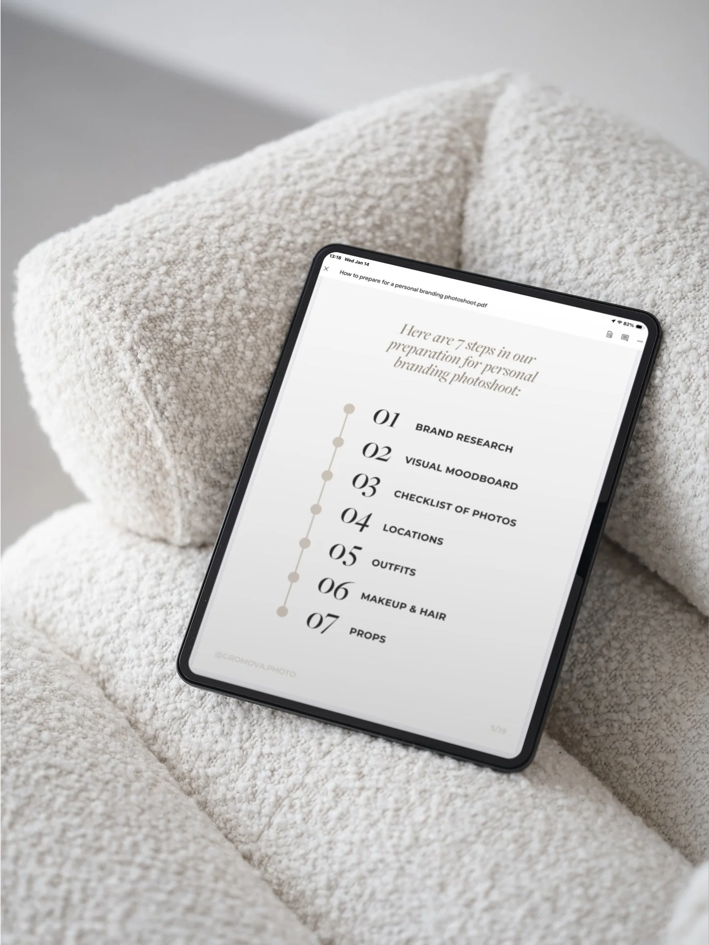 Why my approach feels different ✨

Personal branding photography isn&rsquo;t a one-day process.
It&rsquo;s a system &mdash; built on understanding, preparation, and presence.

01 &mdash; Consultation
We start with a conversation.
You share your visio