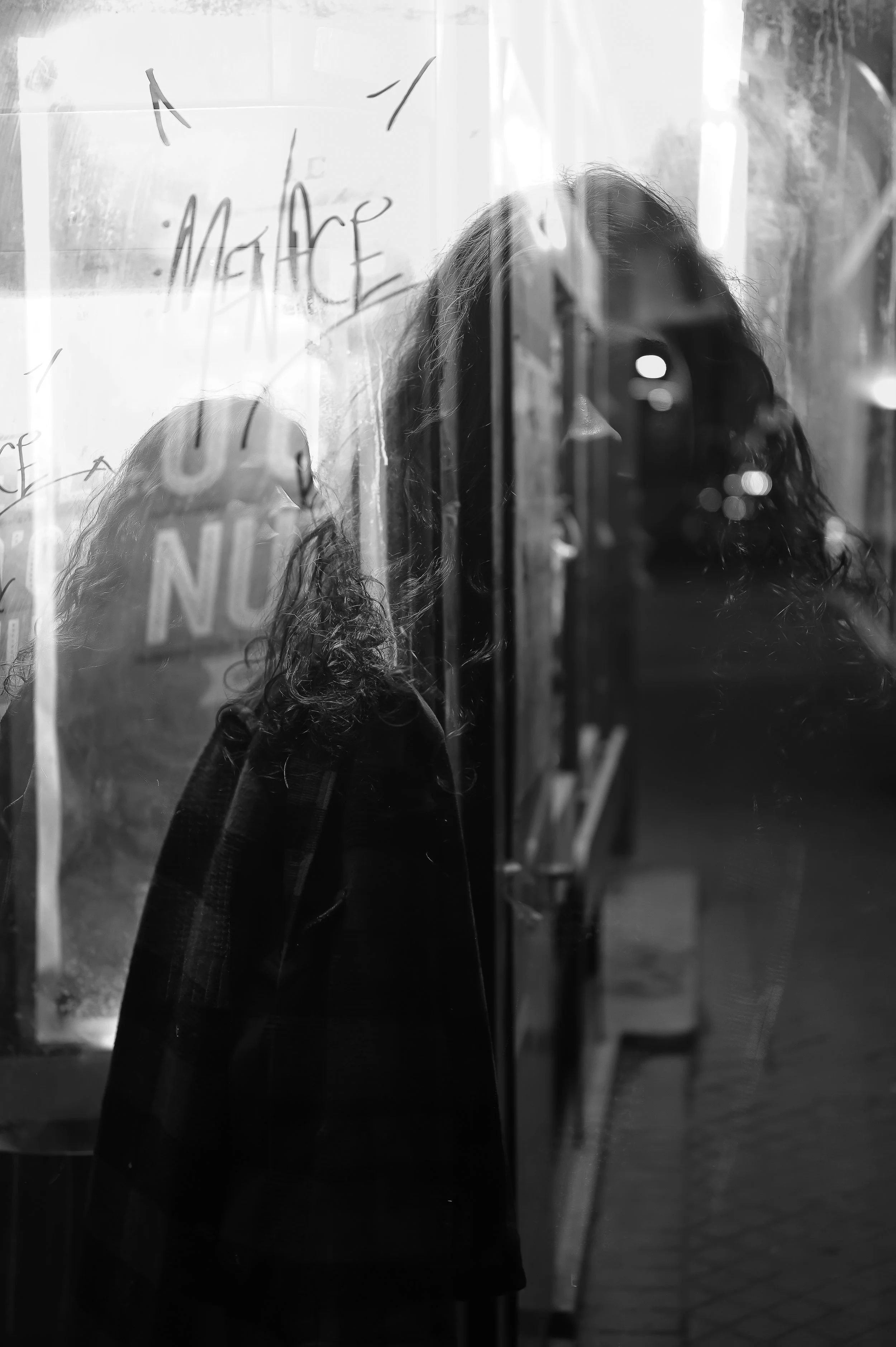 Menace-3.jpg