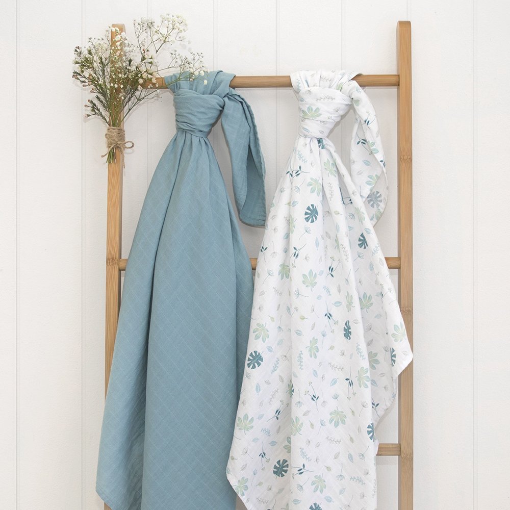 Muslin swaddle -bl.jpeg