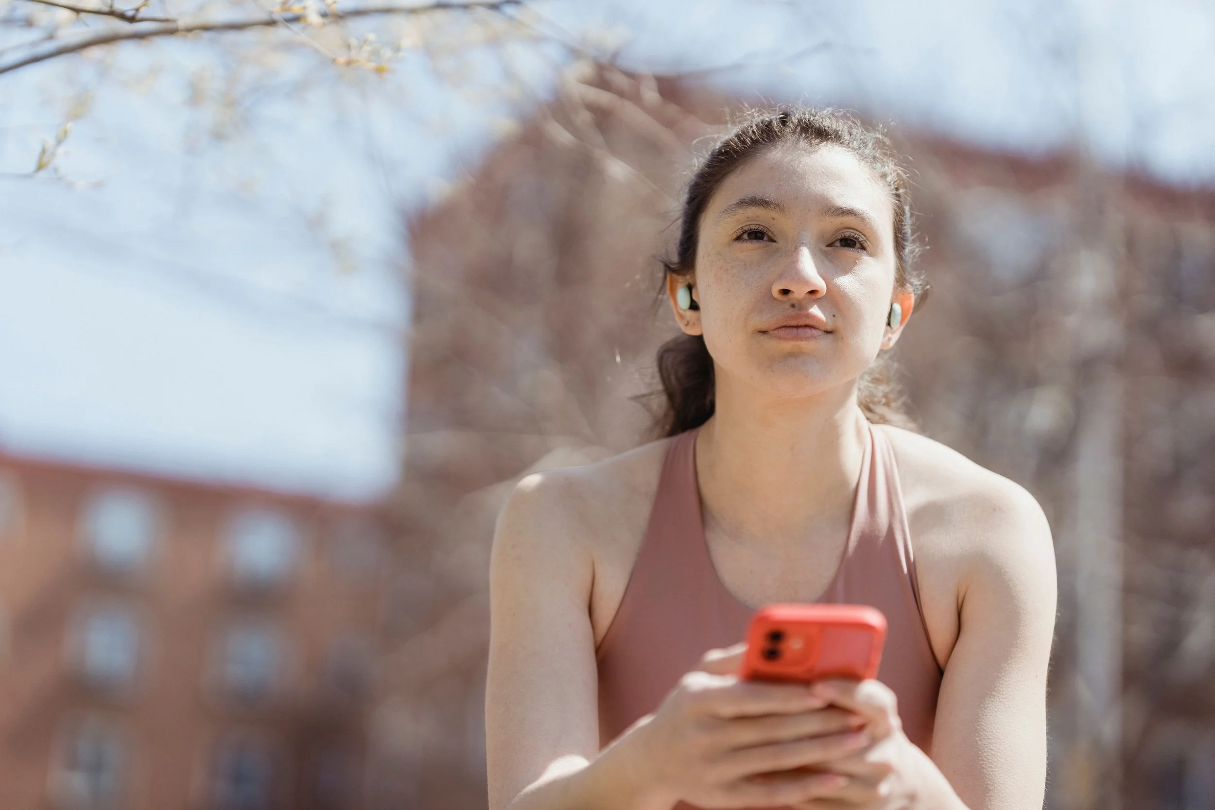 One in eight adolescents shows signs of hearing damage by age 18