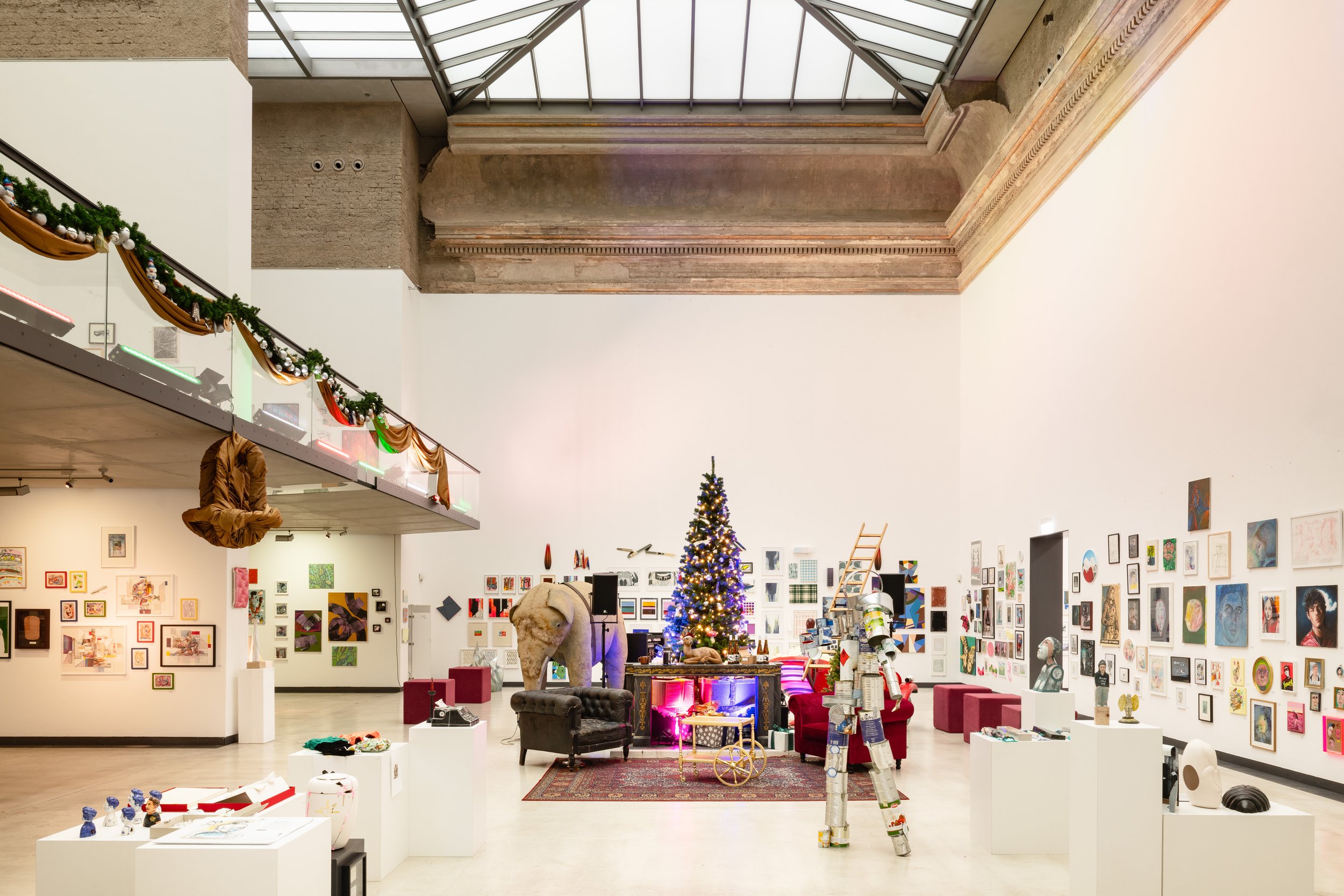 Weihnachtsmarkt der Bildenden Kunst WdBK Lipsiusbau SKD Dresden Zander Architekten