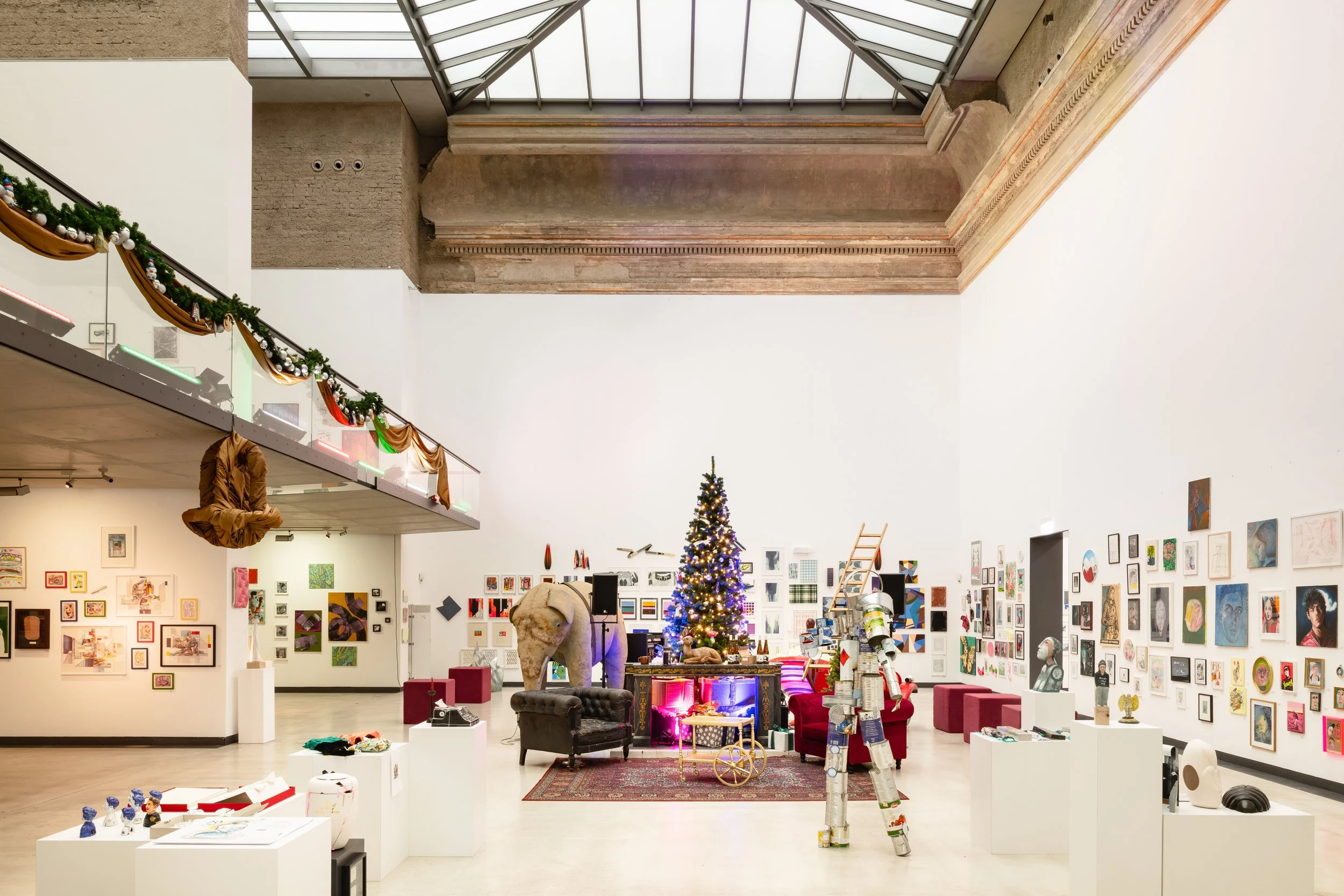 Weihnachtsmarkt der Bildenden Kunst WdBK Lipsiusbau SKD Dresden Zander Architekten