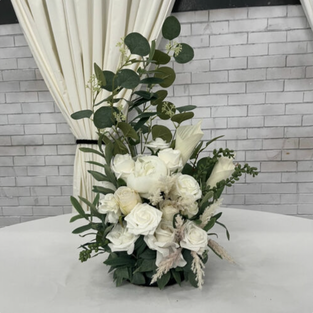 White Floral Arrangement - $20 per arrangement - 2 Available for Rent
