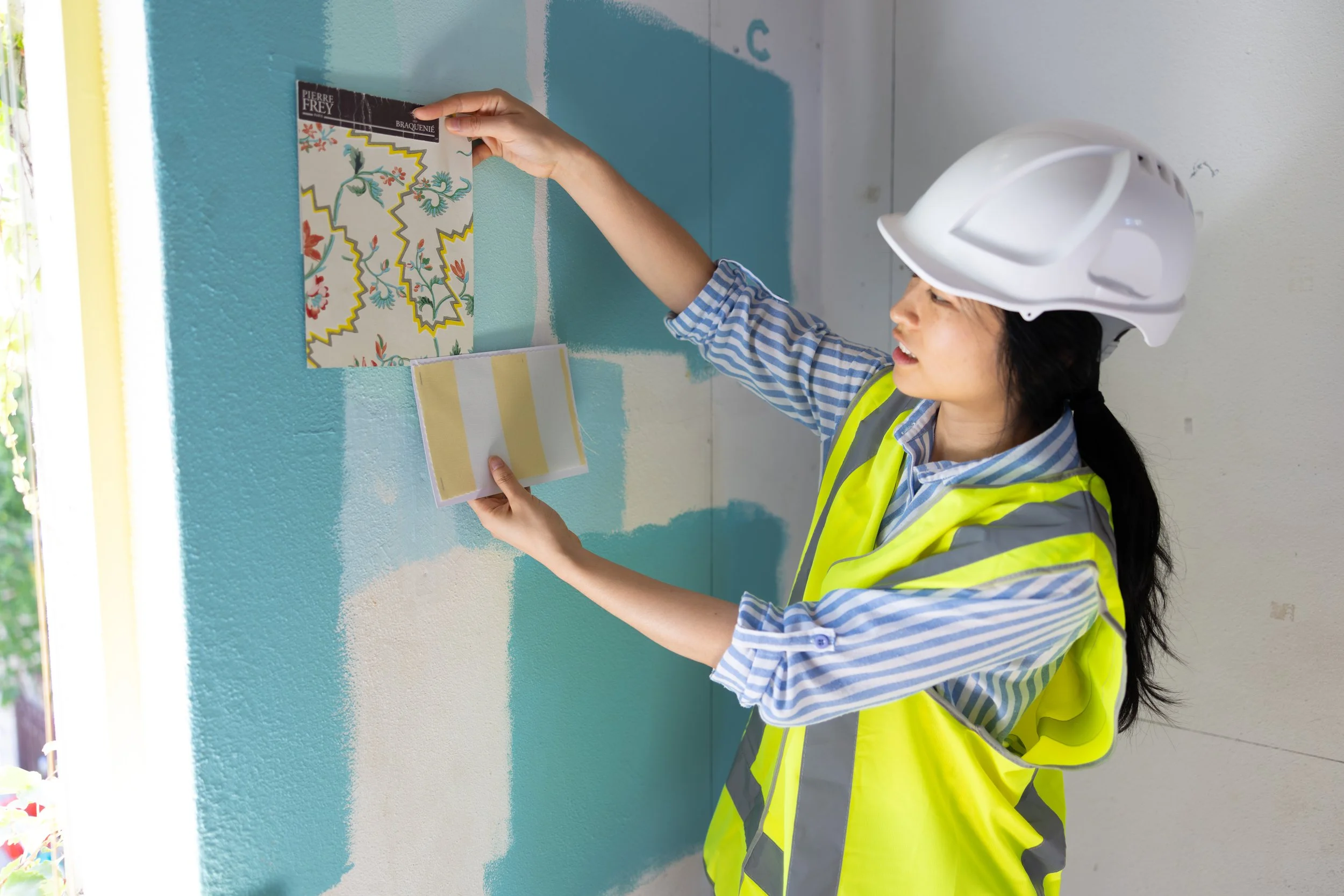 Perth Interior Designer Reviewing Colours and Materials
