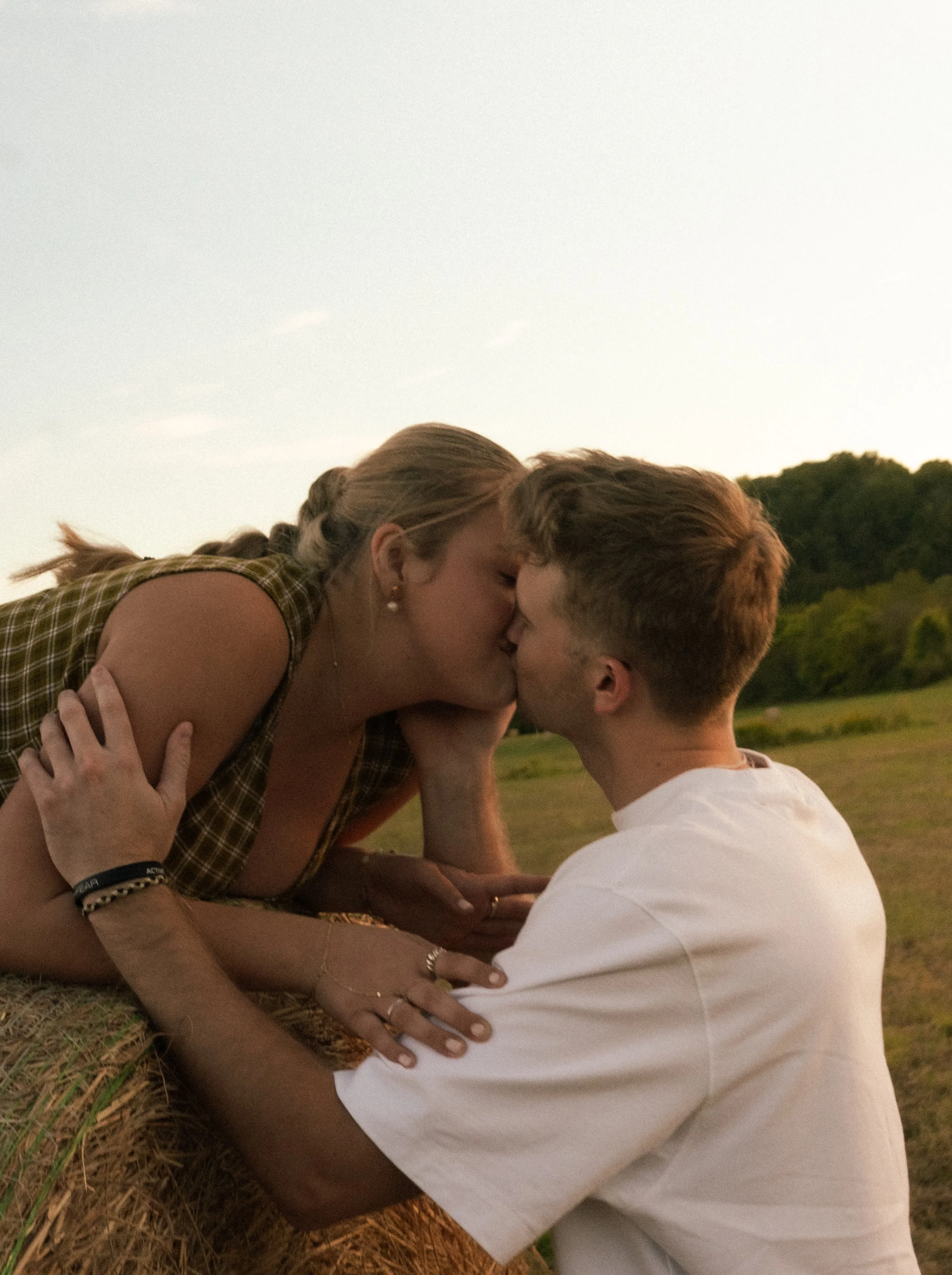 CoupleCountryPortraits-62.jpg