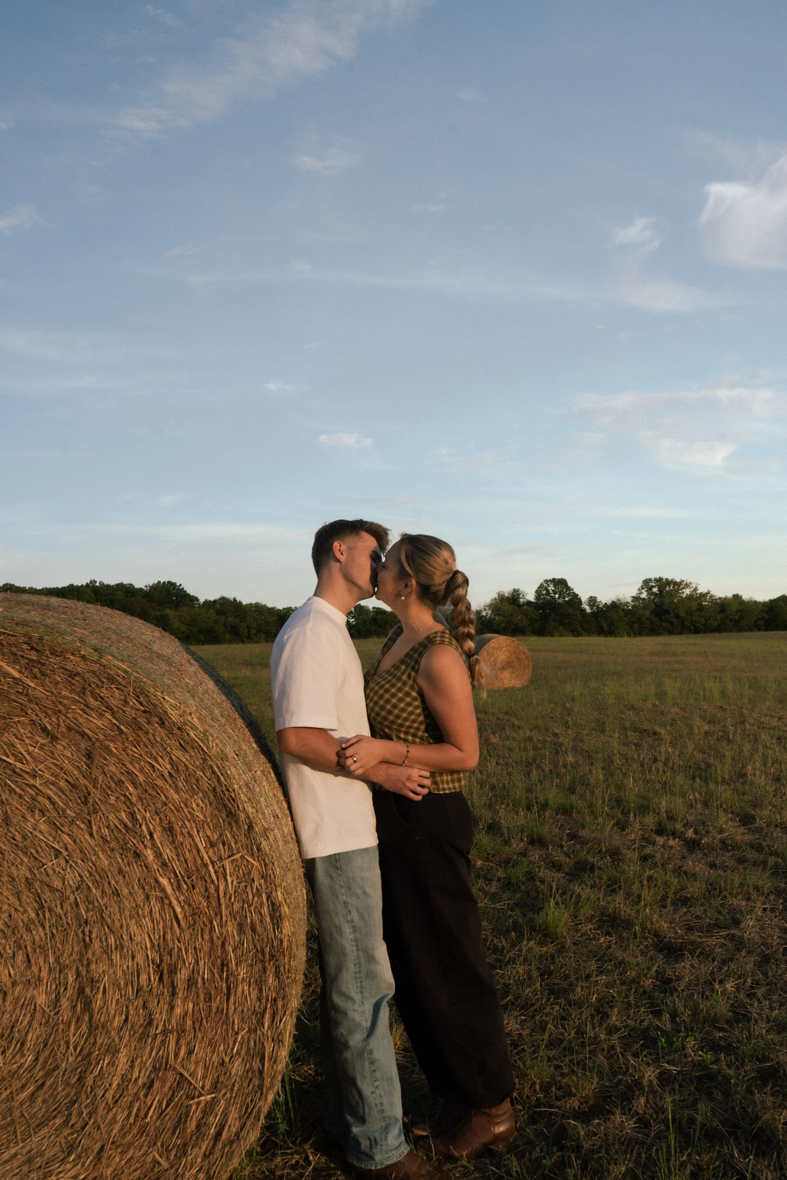 CoupleCountryPortraits-37.jpg