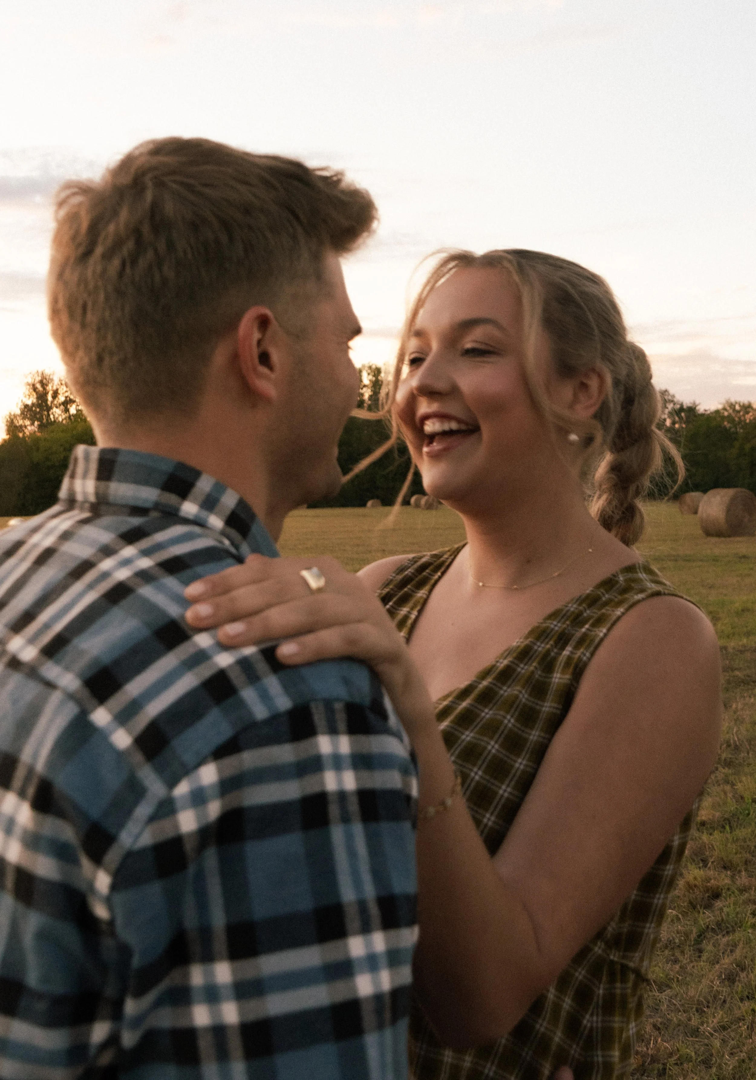 CoupleCountryPortraits-88.jpg