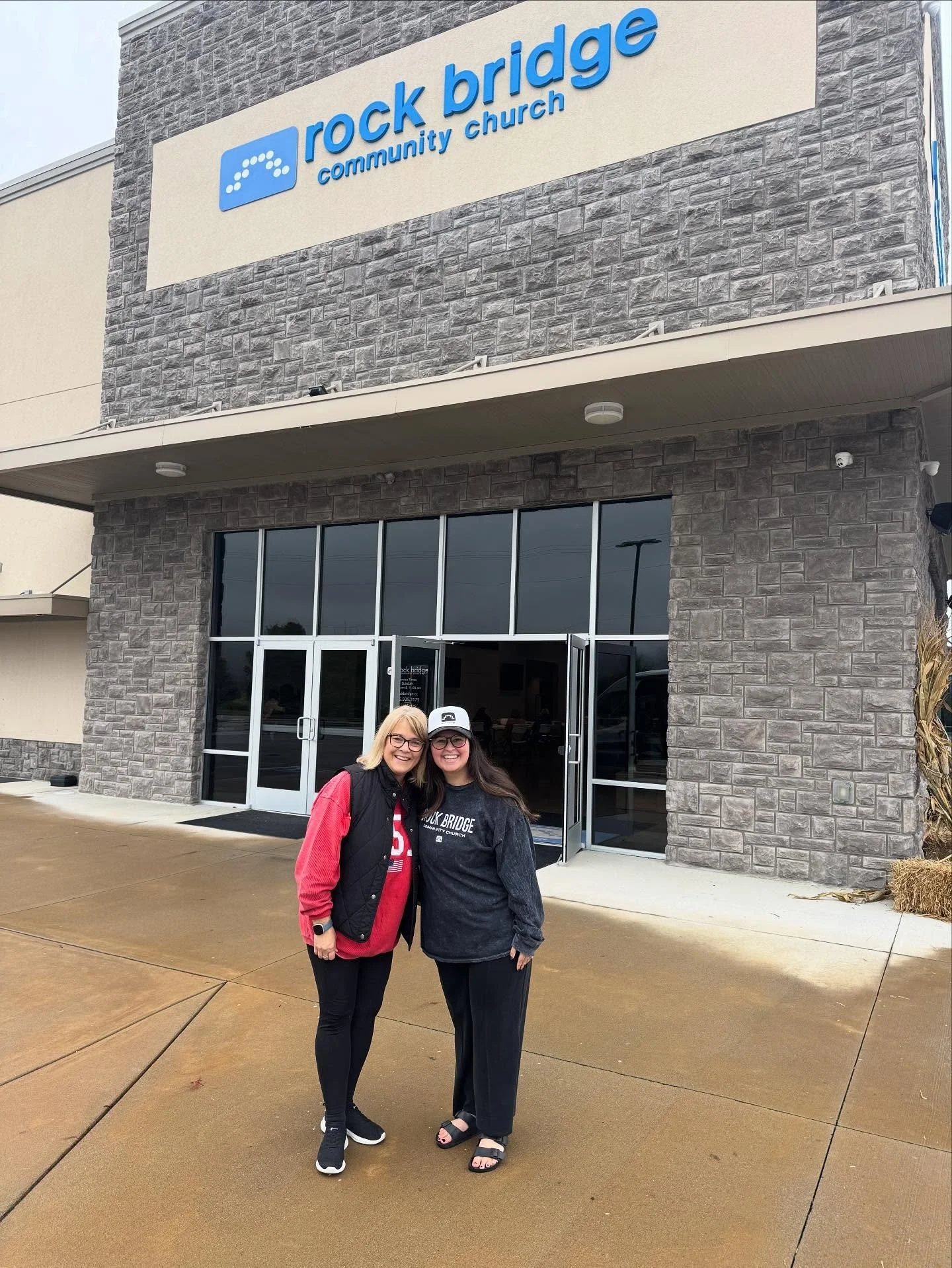 It&rsquo;s not every day you get to meet someone you work with remotely &mdash; especially when they live in Minnesota!! I&rsquo;ve worked with Michelle + @kettlerivercandles for several years now and she is as amazing as they come. We&rsquo;ve gotte