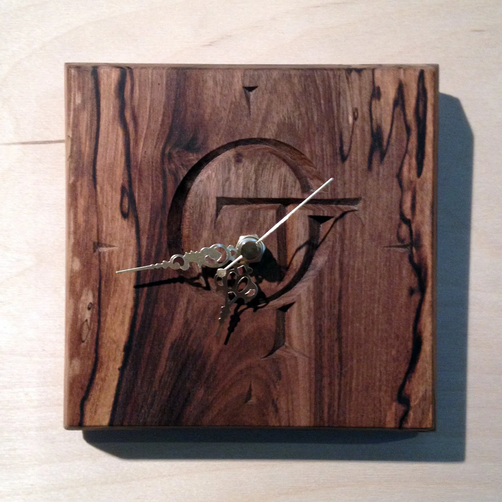 Oscar-Teresa_clock.jpg