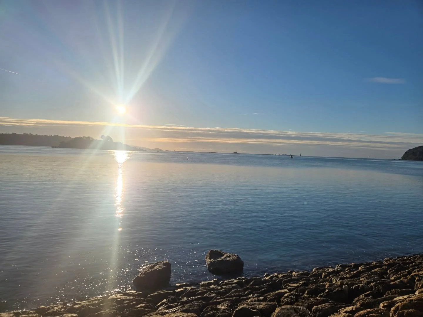 Are you even at @rwyplymouth if you don't drink in this view from the FireArch &hearts;️ 

Looking forward to seeing everyone at @rockoystermedia today 🙌 

#britainsoceancity #NewSeasonNewEnergy #january #backtowellness #backtowork