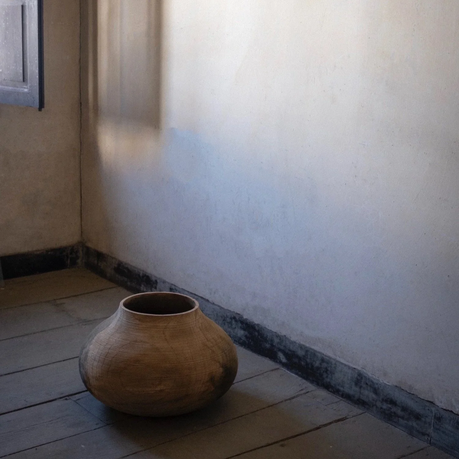 AITOR PUNTO - ROBLE EBONIZADO - COLECCIÓN MUNDOS