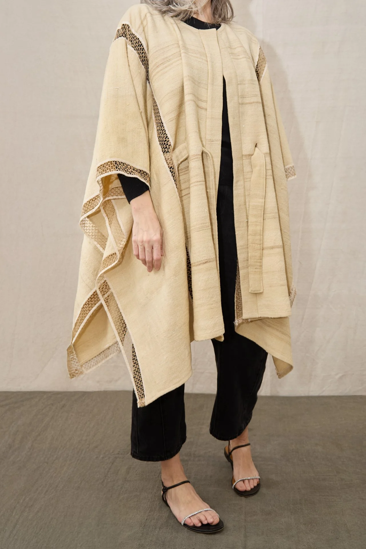 CAPA PICOTE DE LANA Y LINO