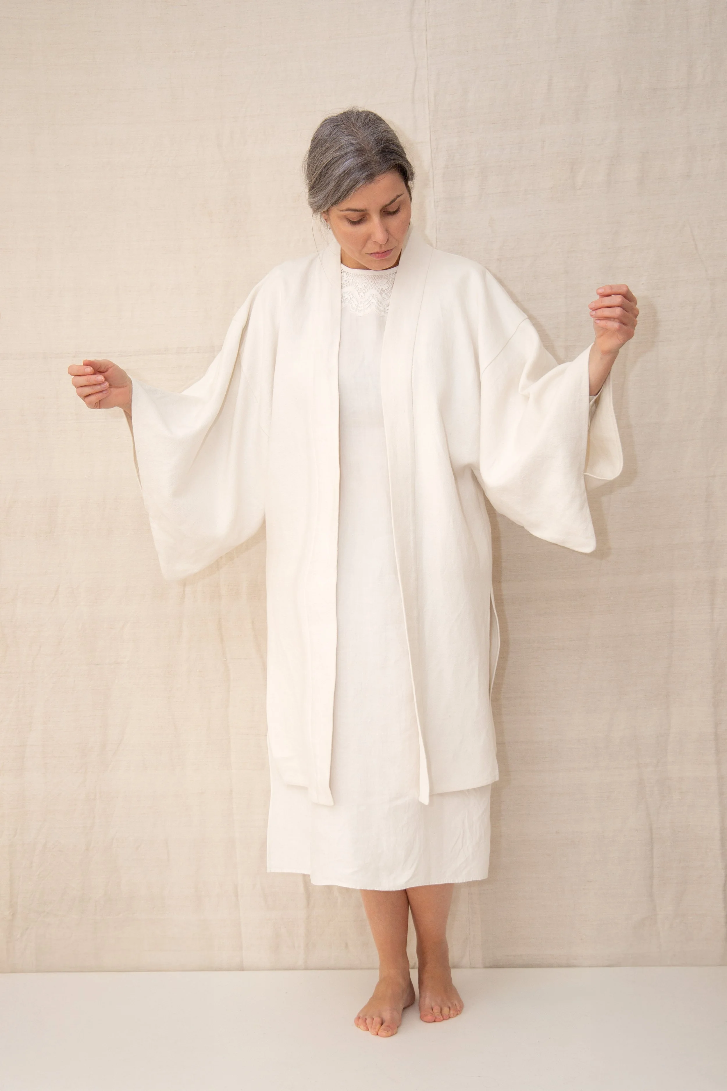 KIMONO “WHITE JASMINE”  DE LINO