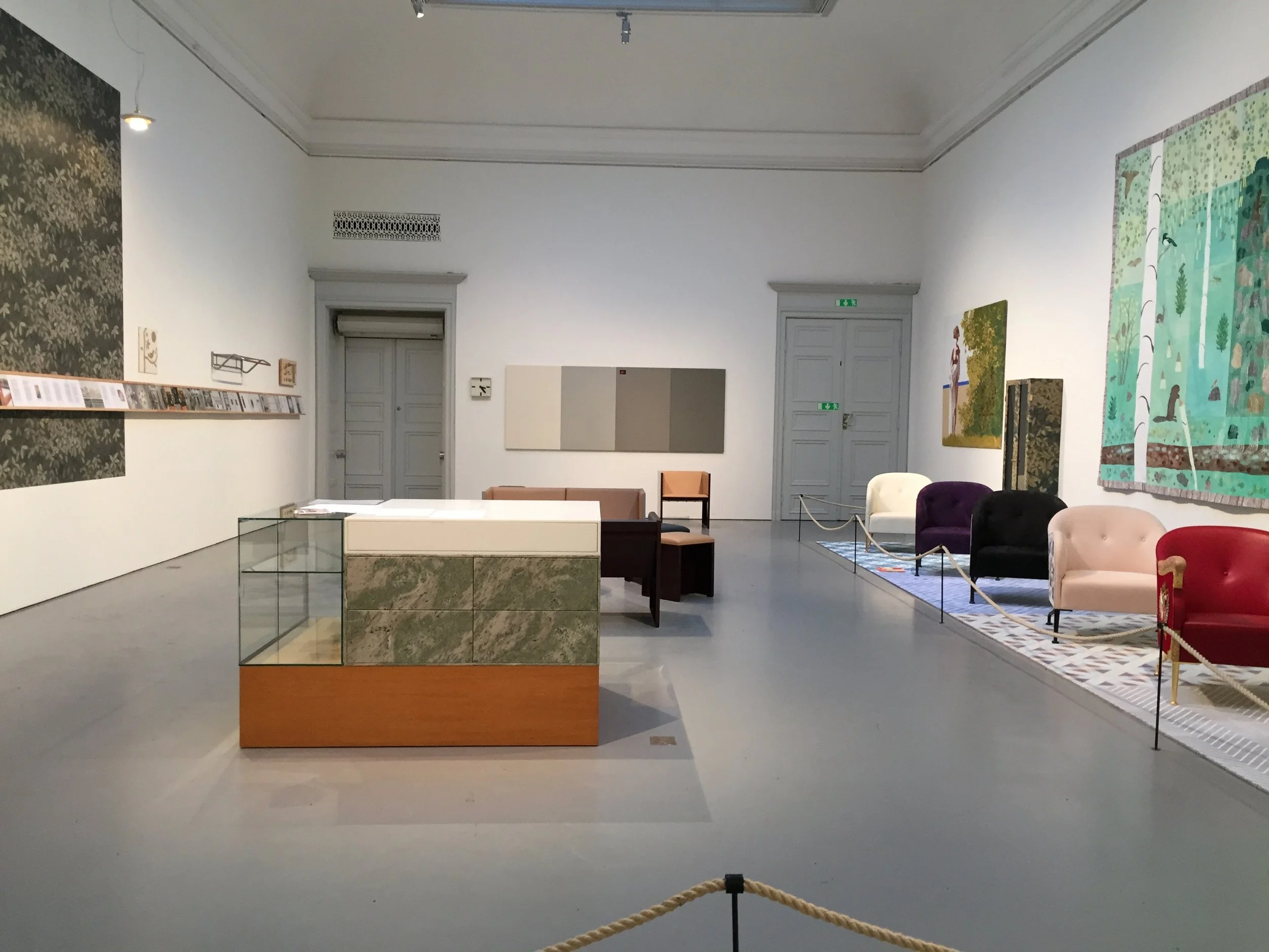 inside utställning 3.jpg