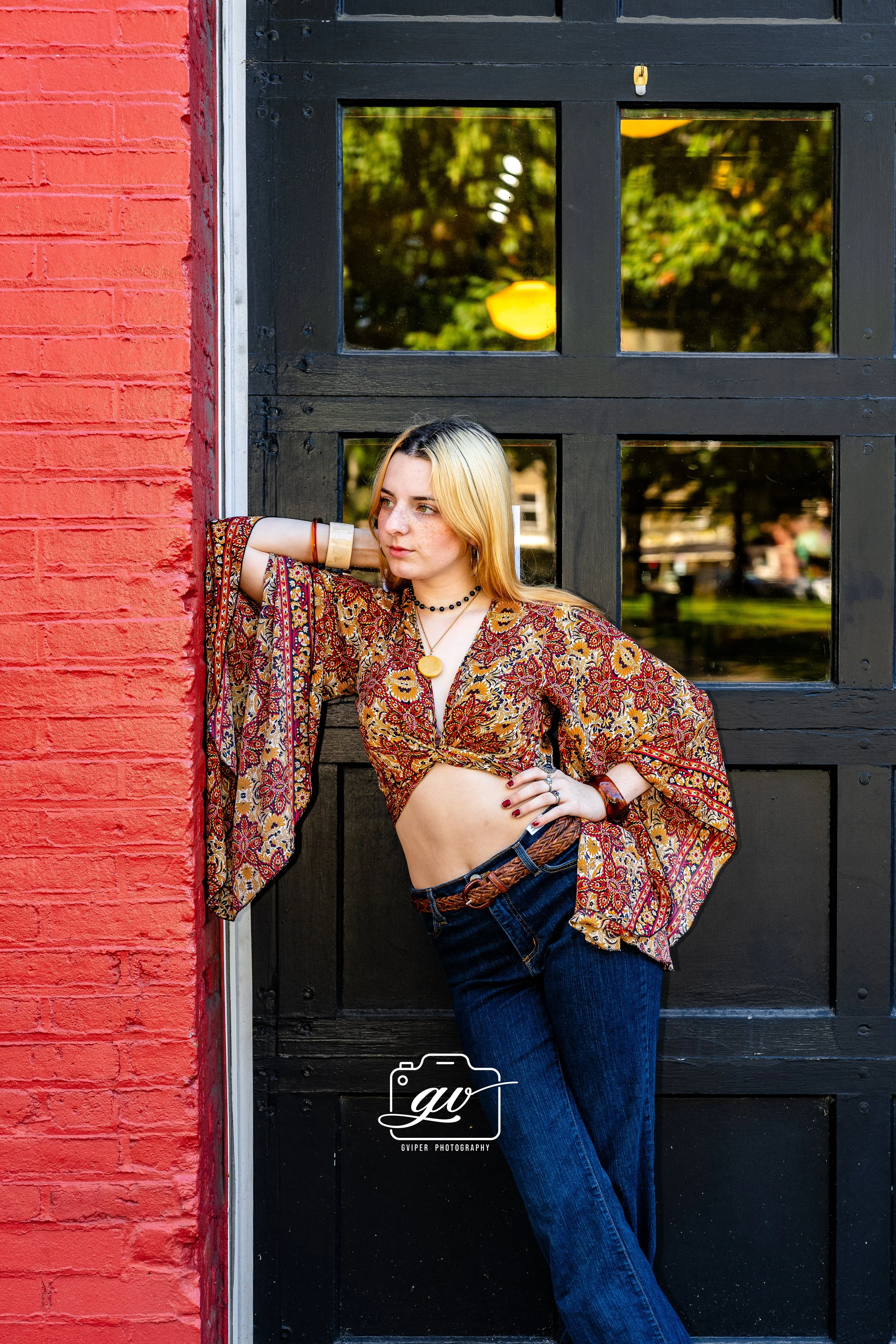 20251018-sneak-peeks-Parker-Joey-Senior-Session-GViper-Photography-1.jpg