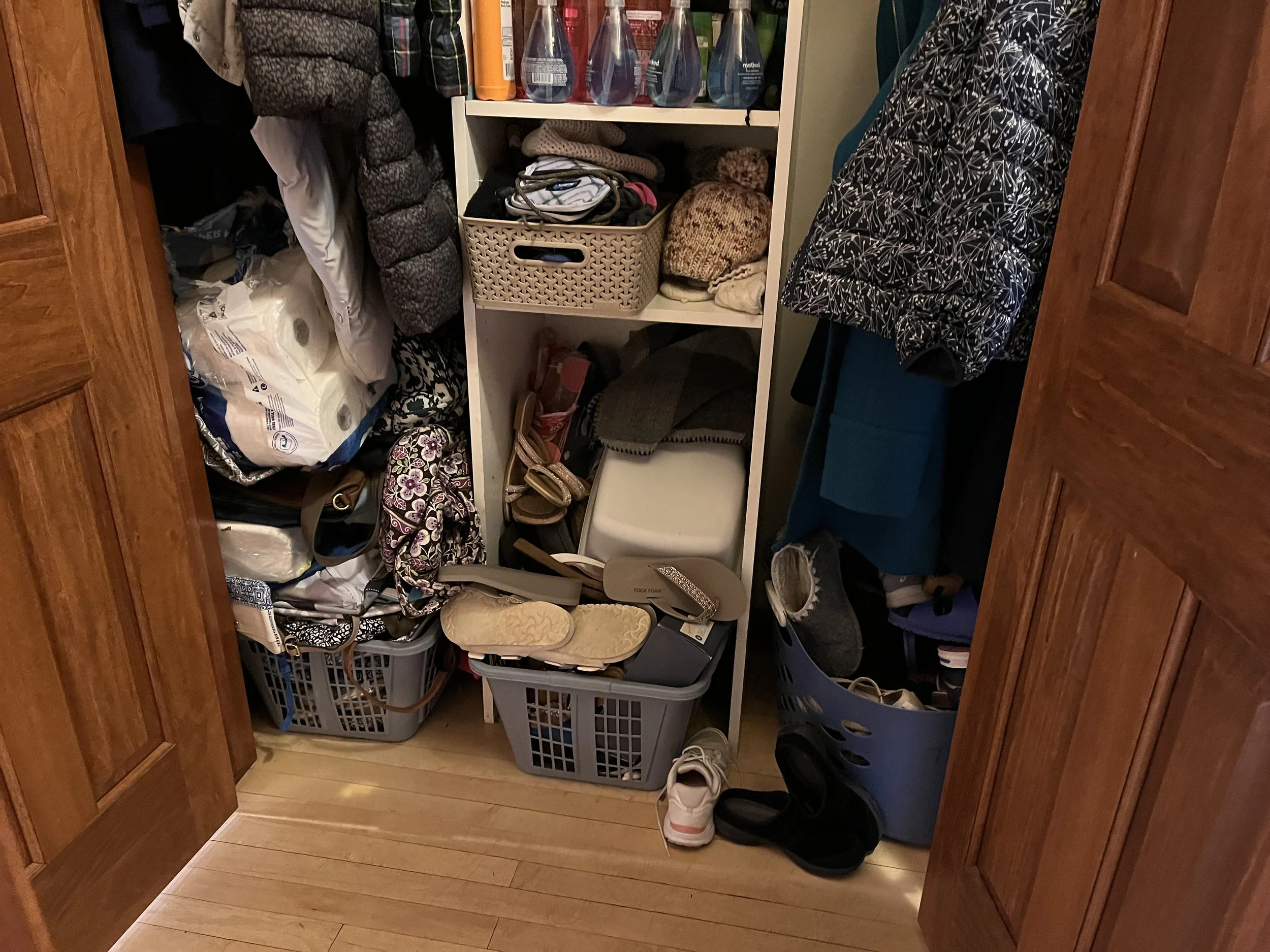 Closet before.jpg