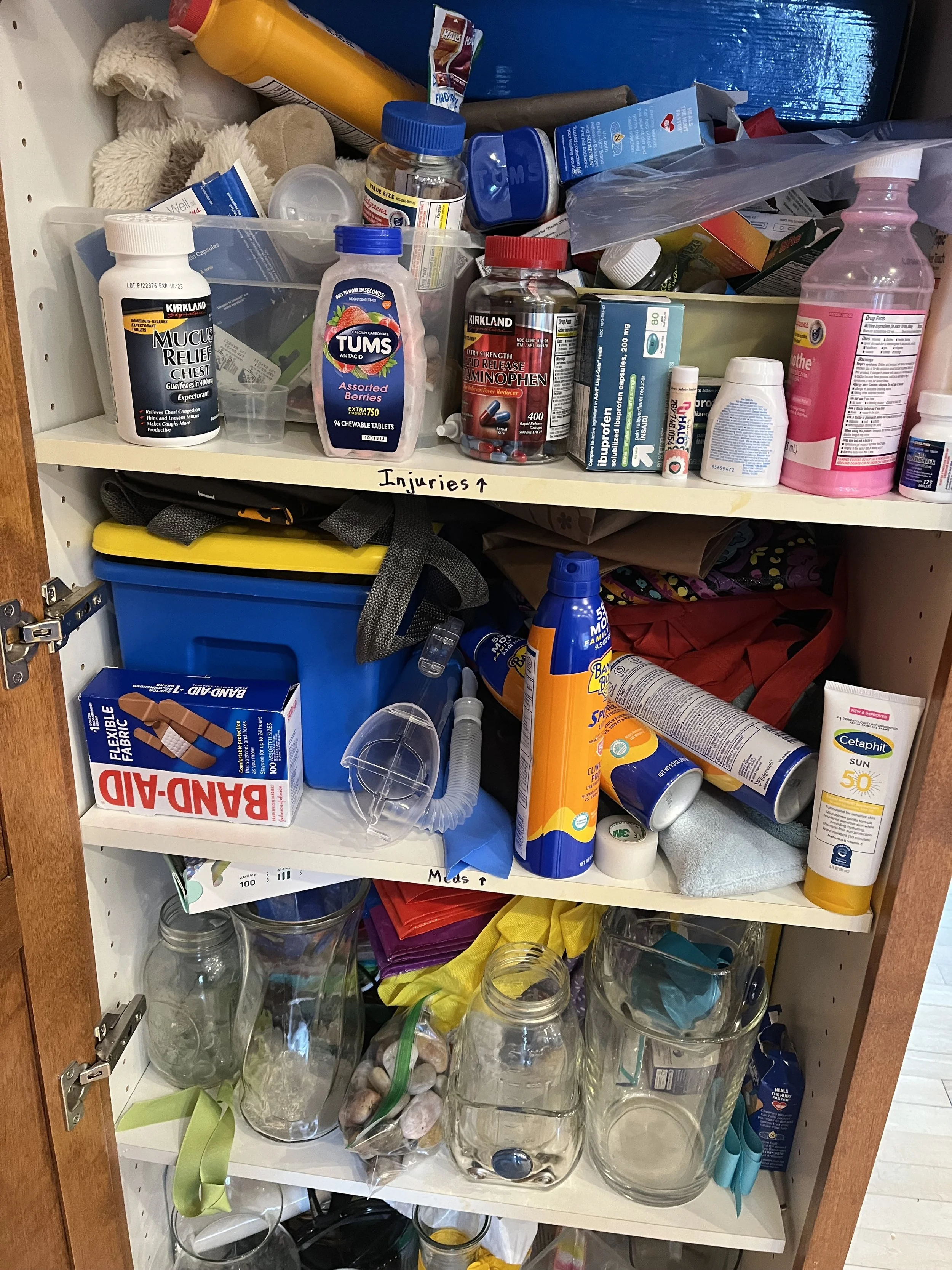 Med cabinet before.jpg