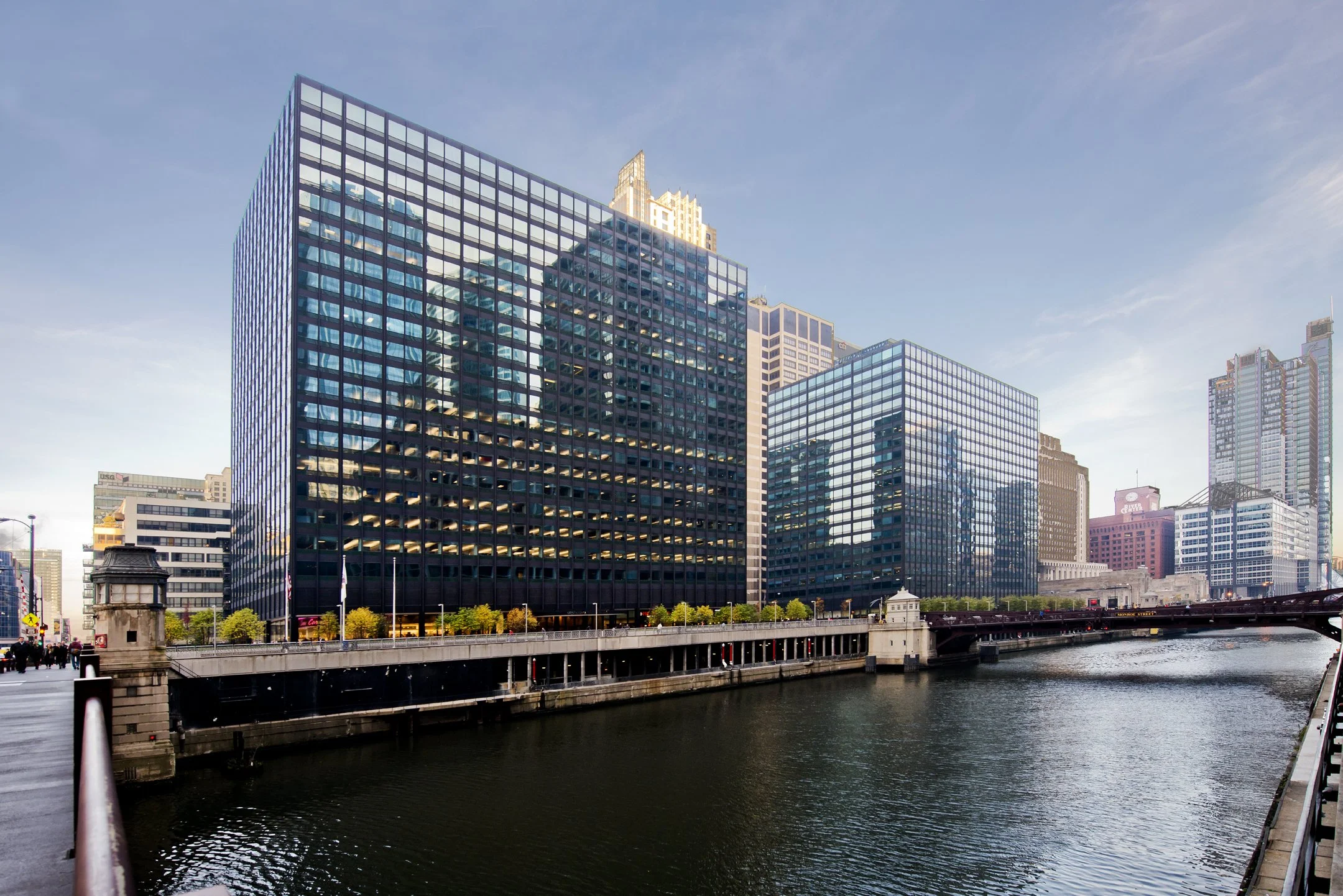 10 & 120 Riverside Plaza — ColorJar