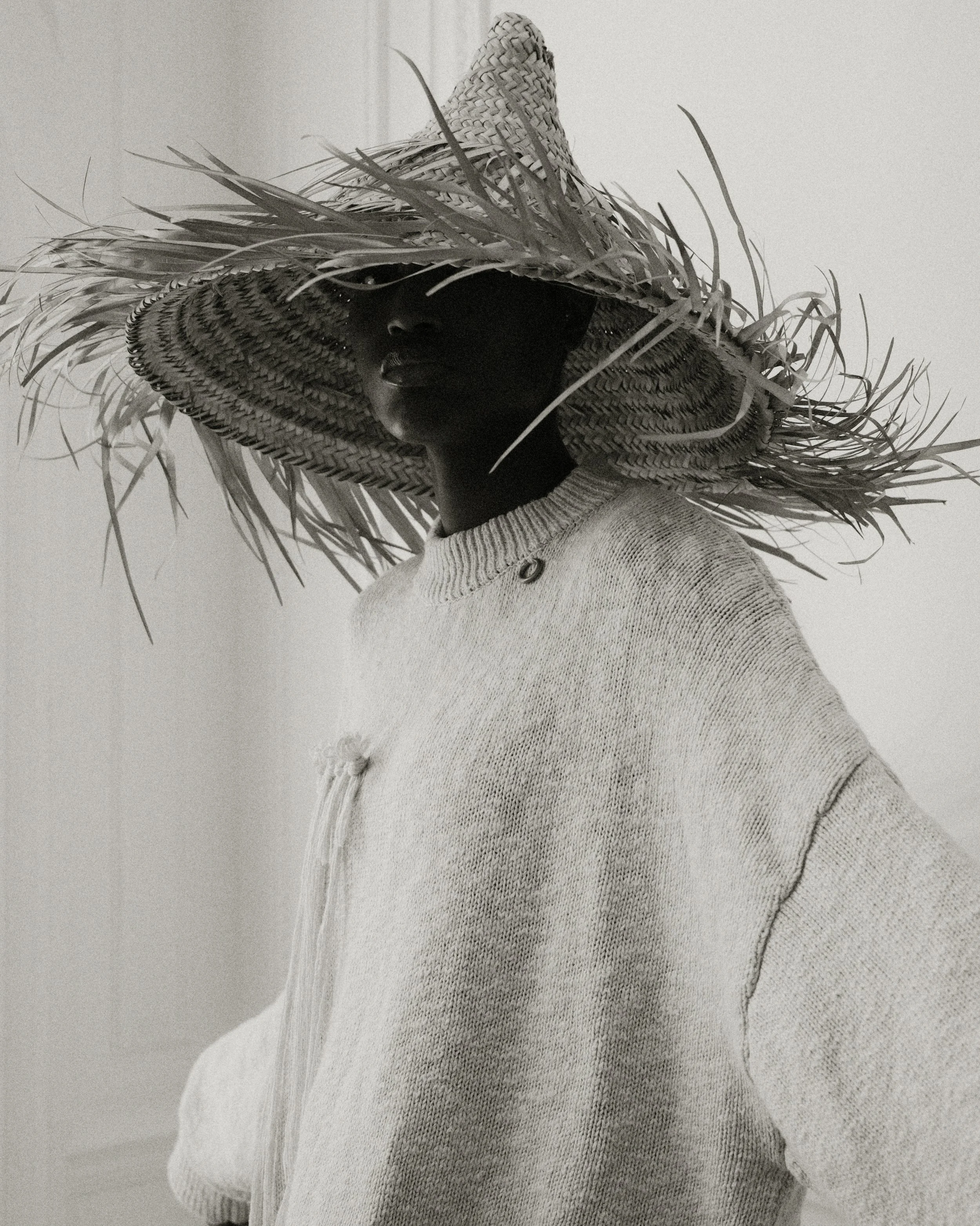 OIZA SS25 lookbook WEB-55.jpg