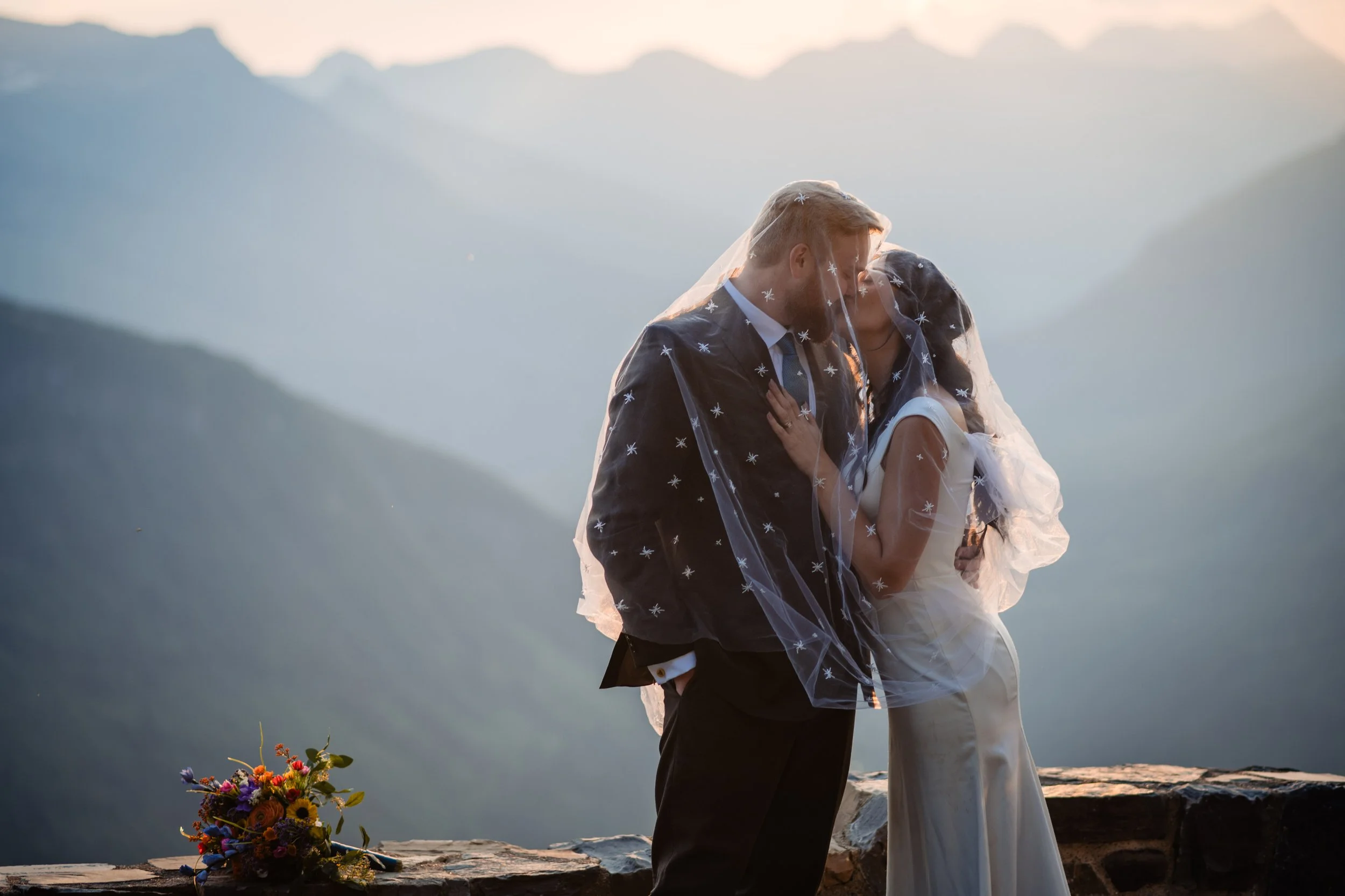 elopemontana_couple0190.jpg