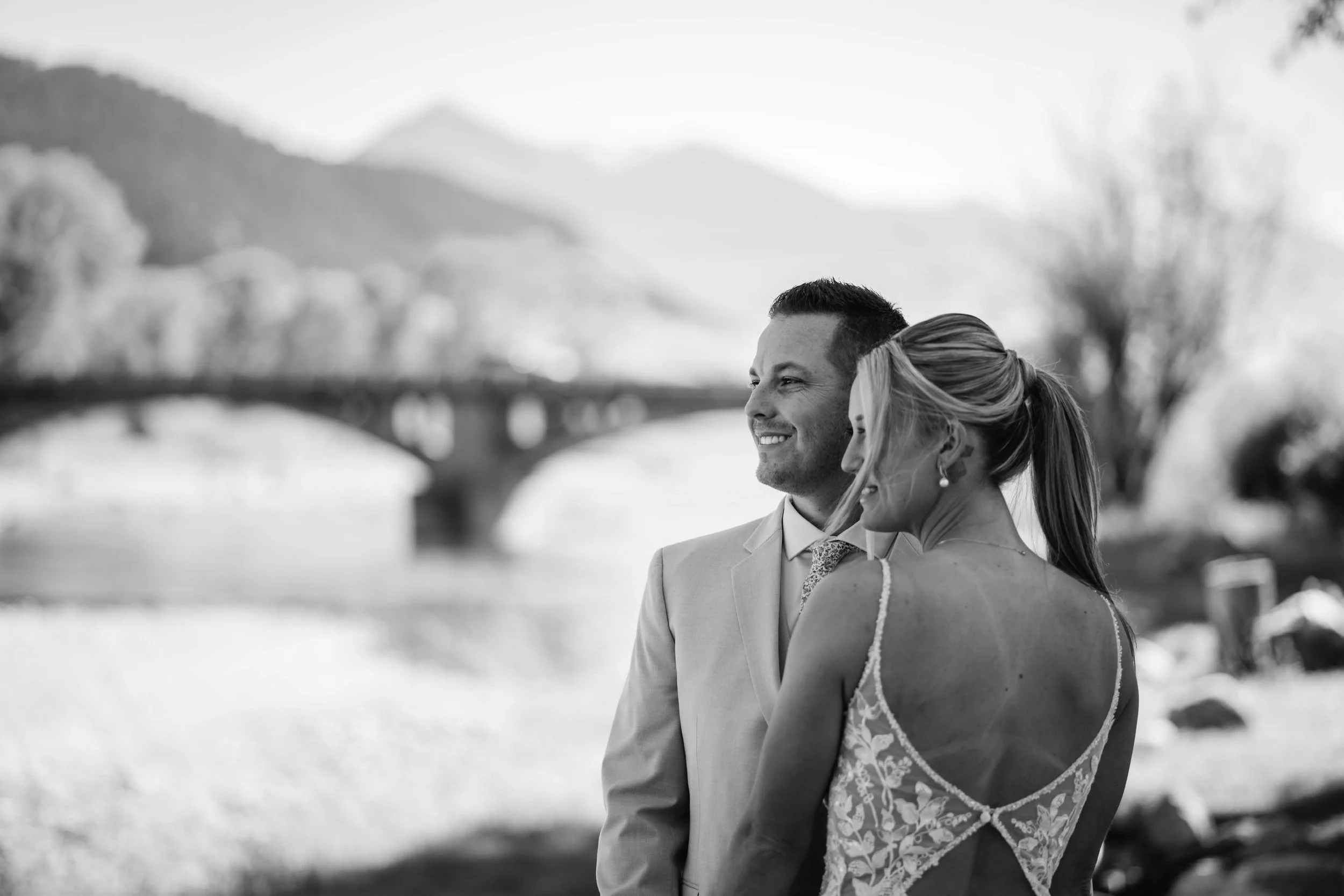lindseyjanephotography_firstlook0044.jpg