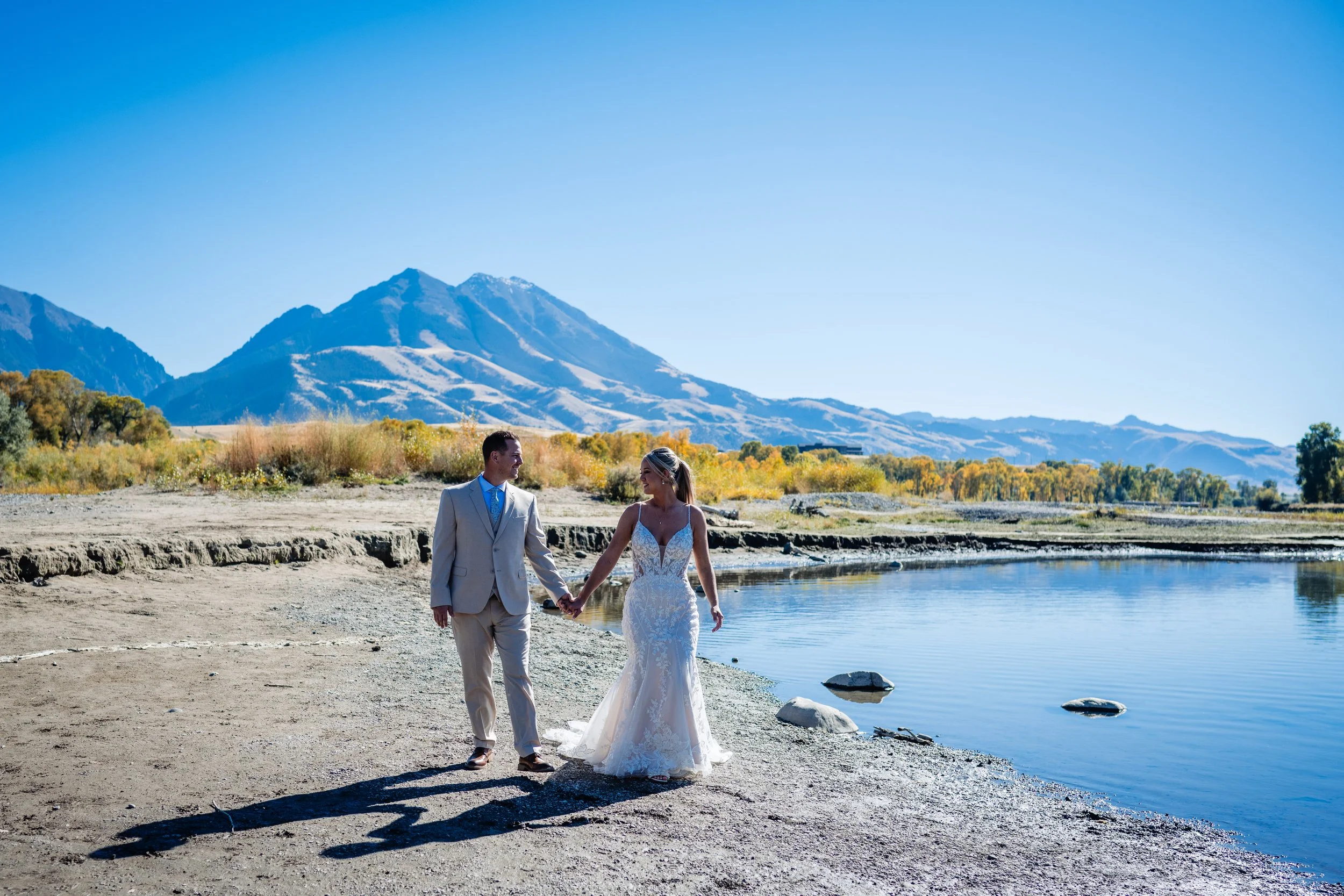 lindseyjanephotography_couple_YR0032.jpg