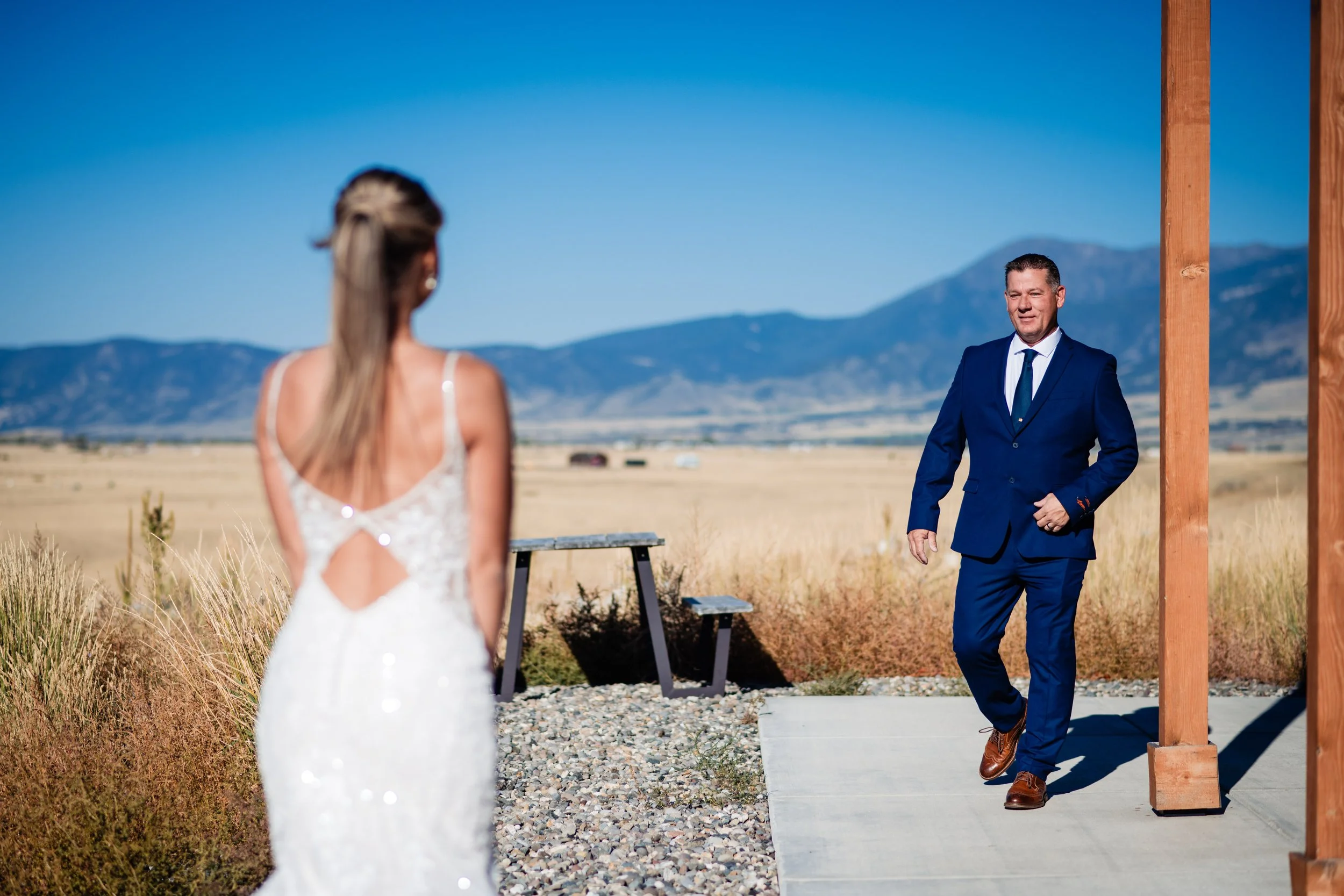 lindseyjanephotography_firstlook_dad0008.jpg