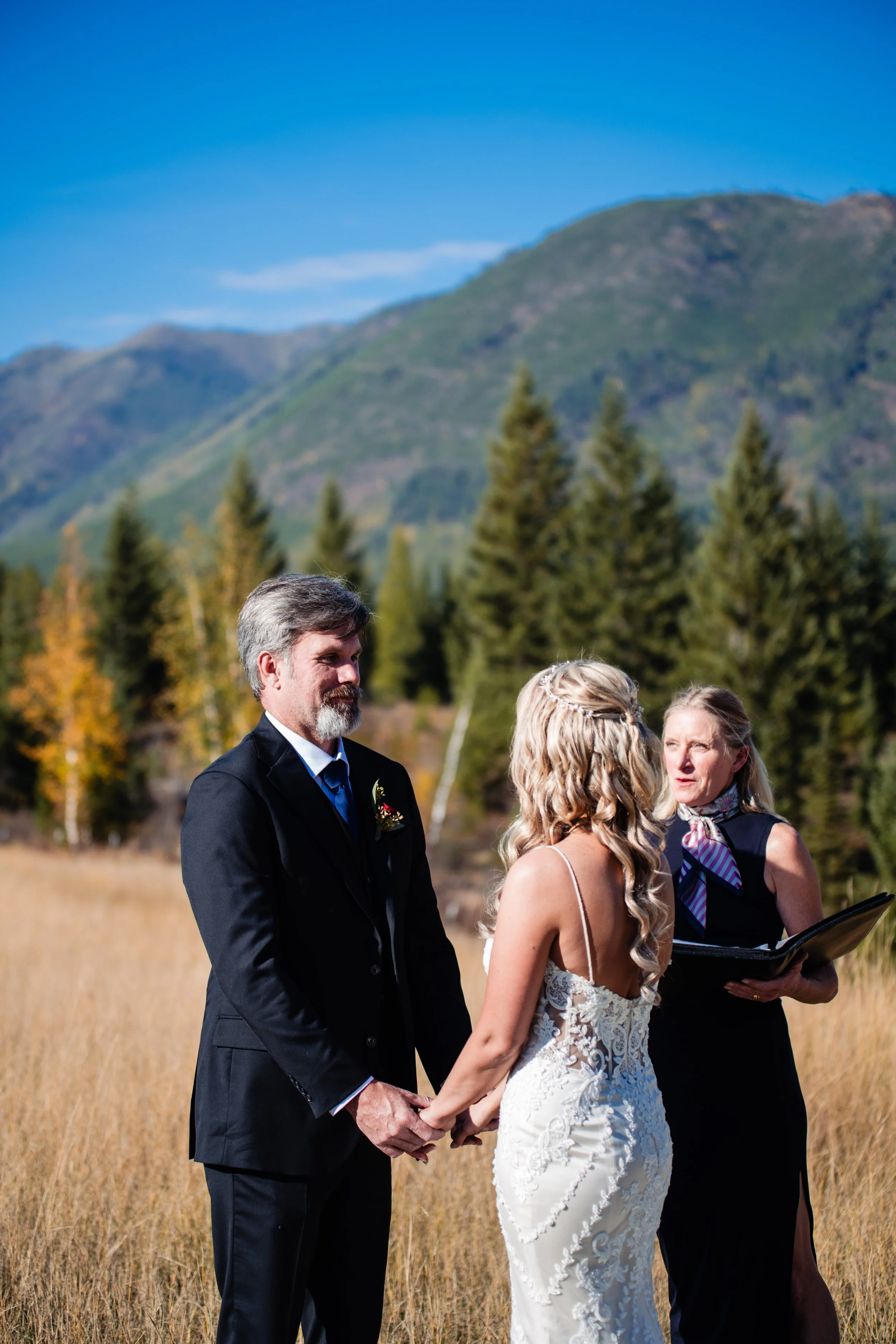 lindseyjanephotography_ceremony0010.jpg
