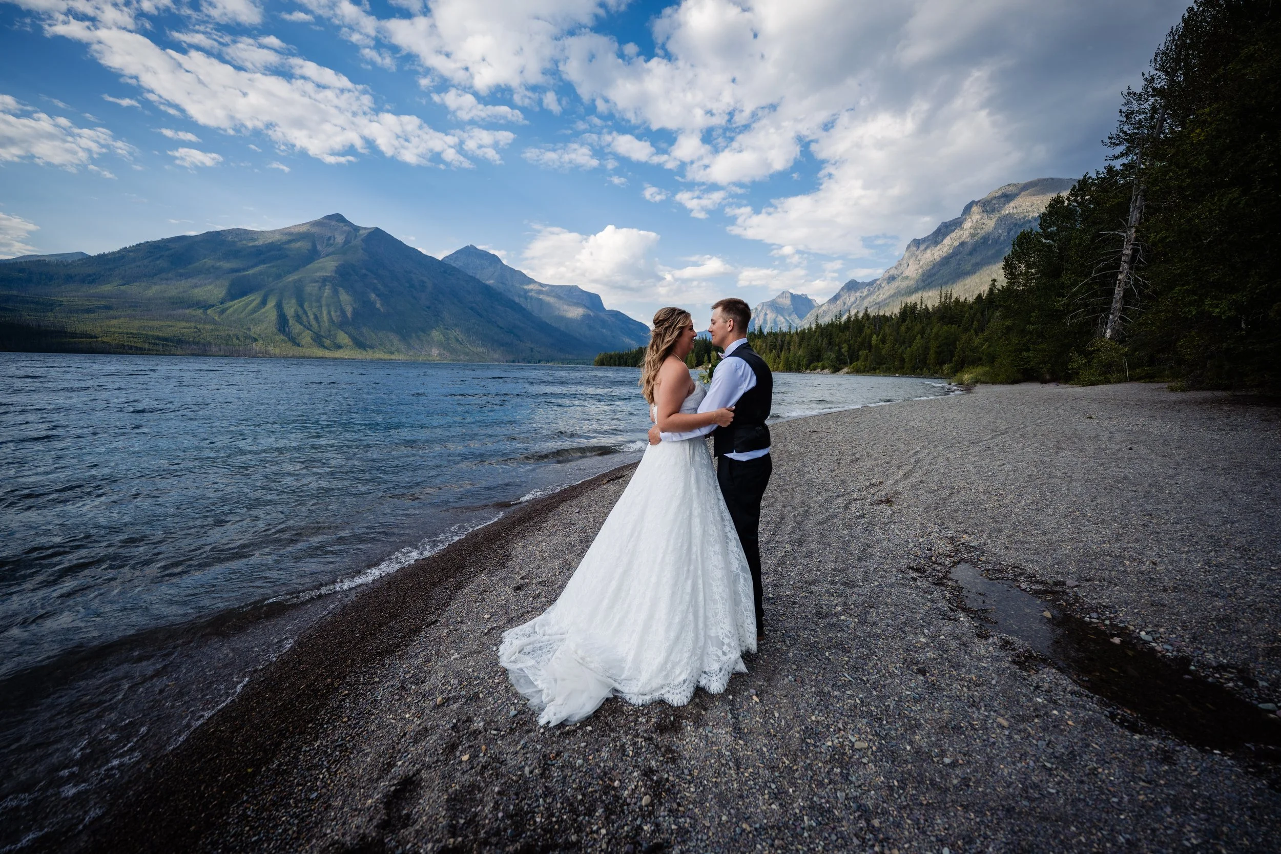 elopemontana_couple0040.jpg