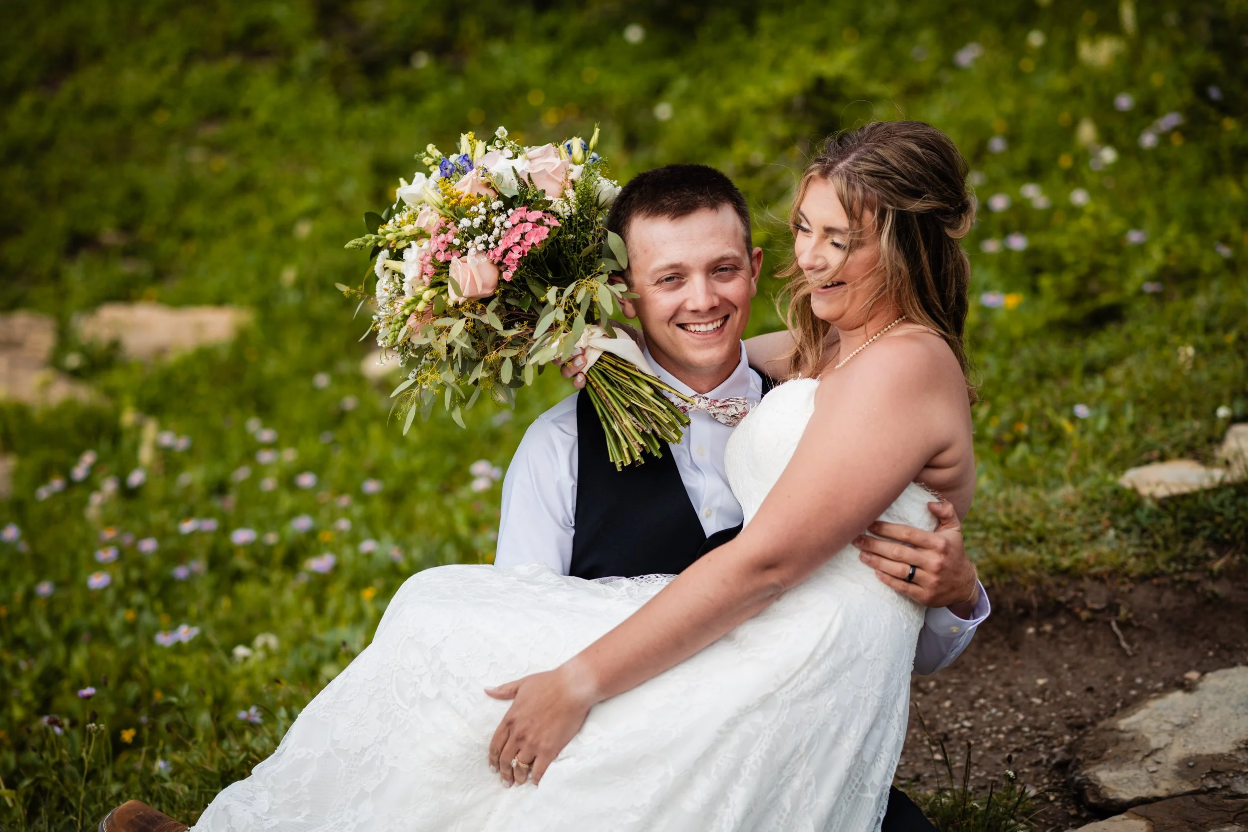 Sweet Summer Elopement at Hungry Horse Reservoir // Hannah &amp; Christian // 