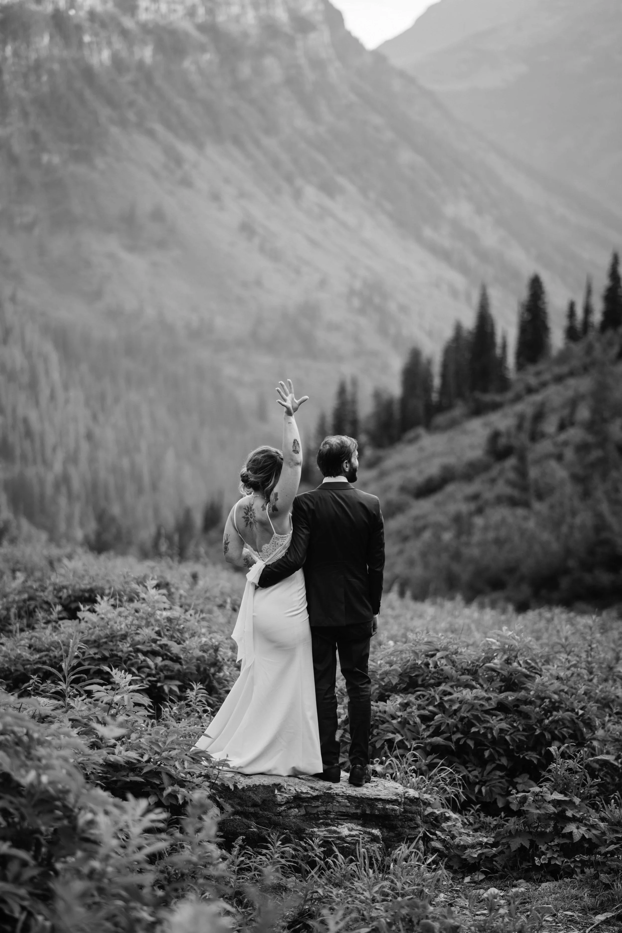 elopemontana_couple0116.jpg