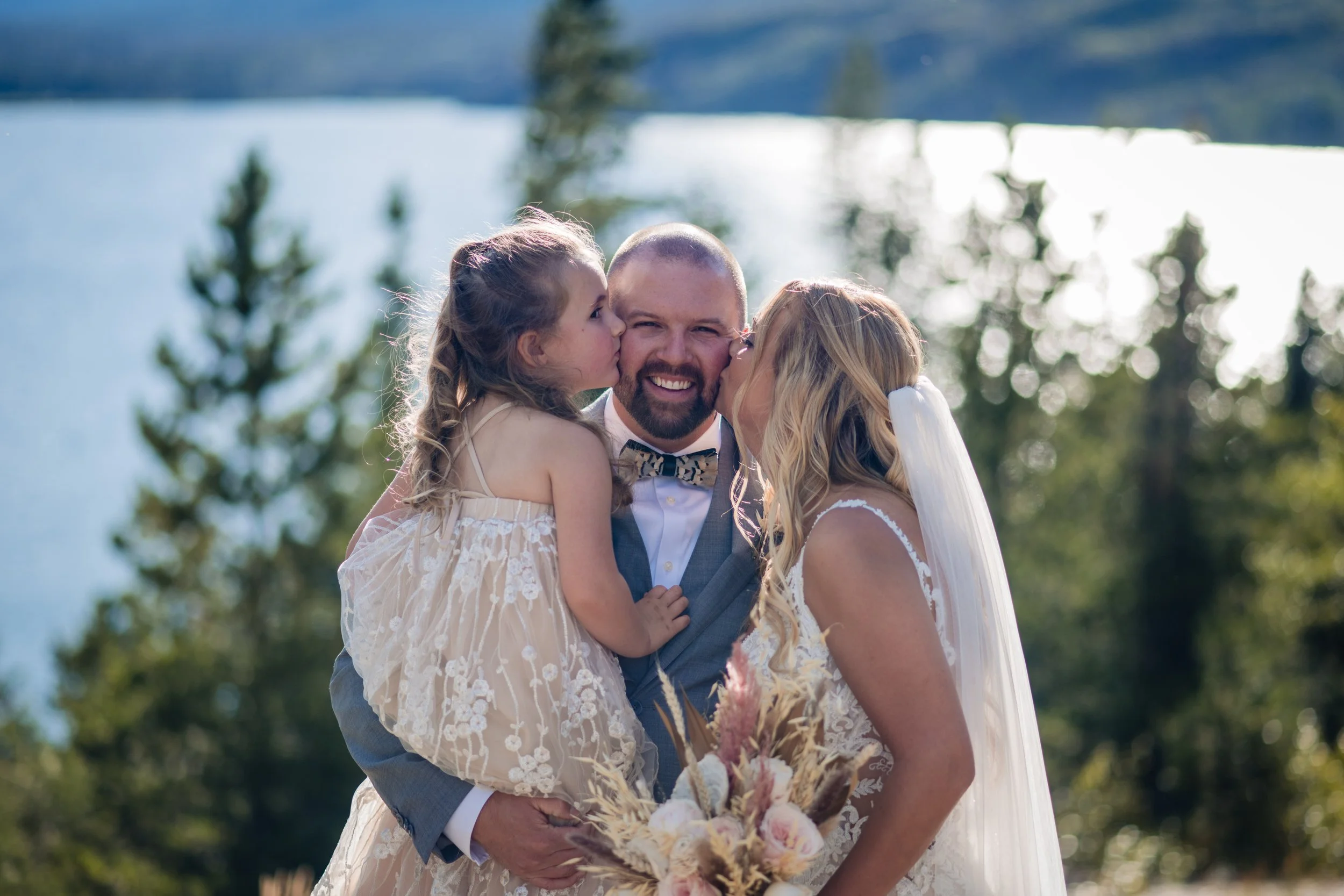 elopemontana_familyformals0005.jpg