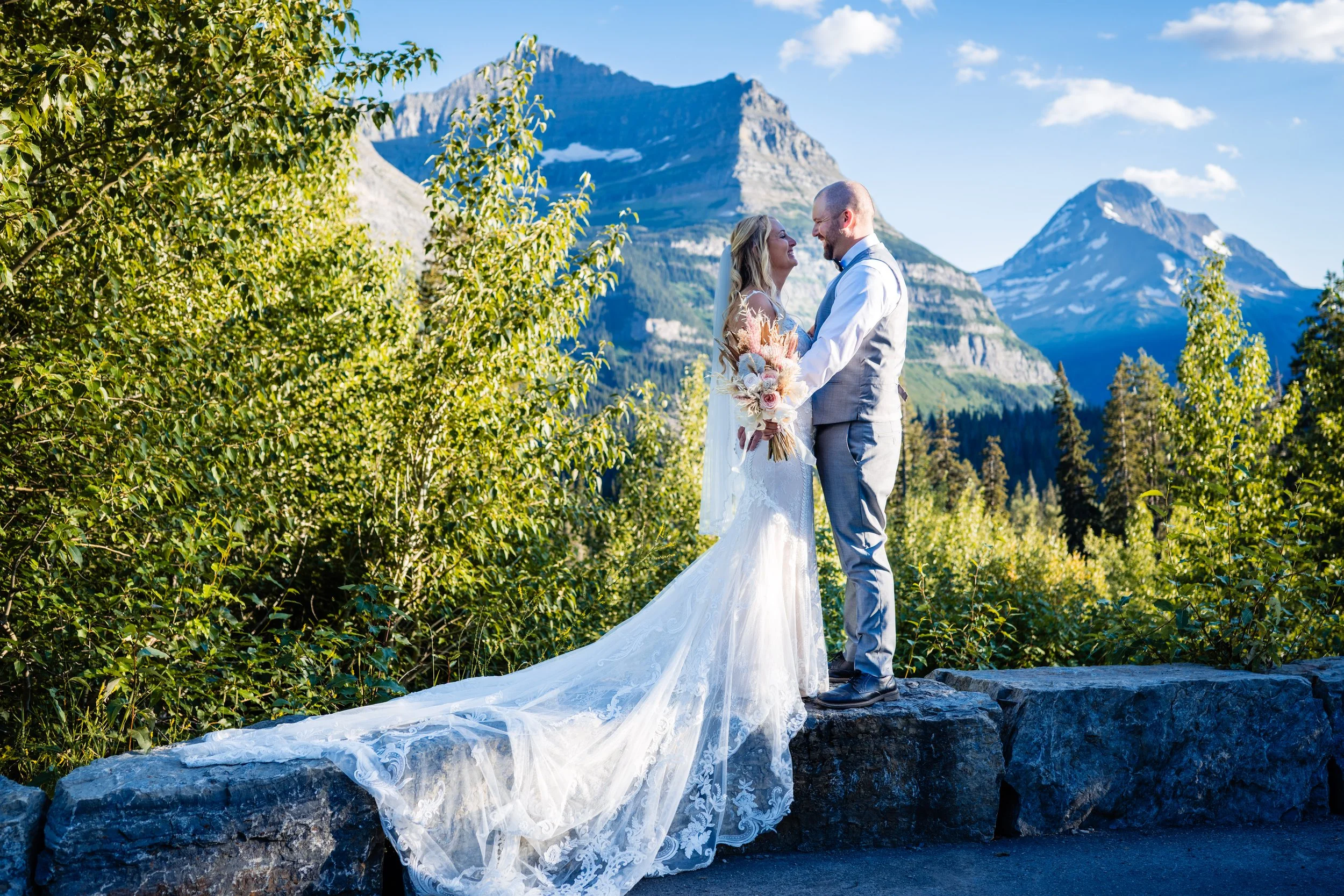 elopemontana_couple0008.jpg