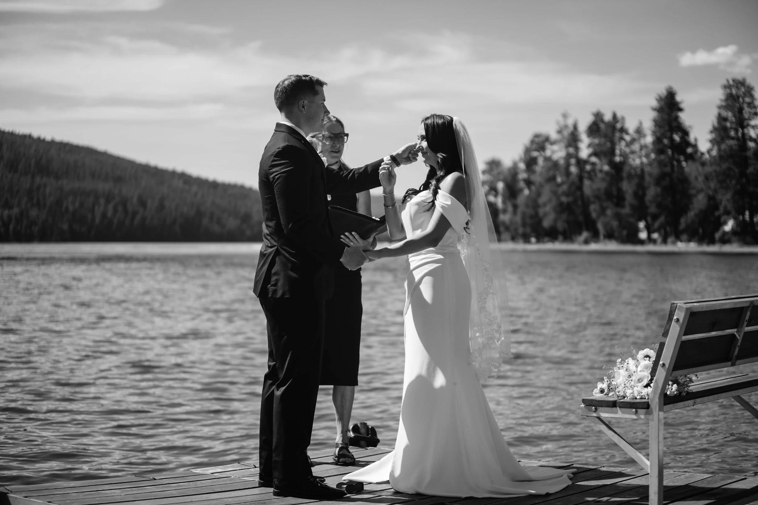elopemontana_ceremony0017.jpg