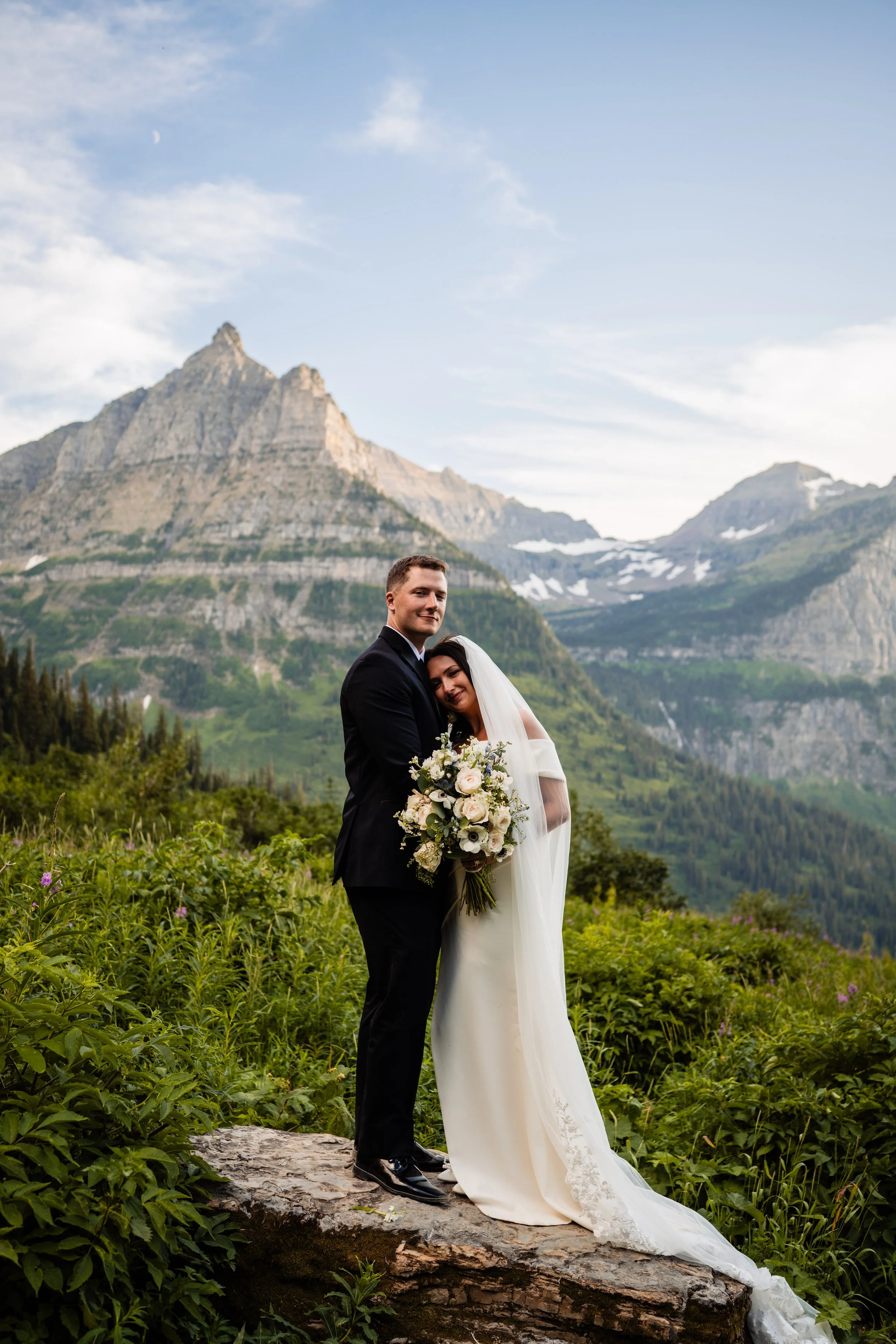 elopemontana_couple0178.jpg