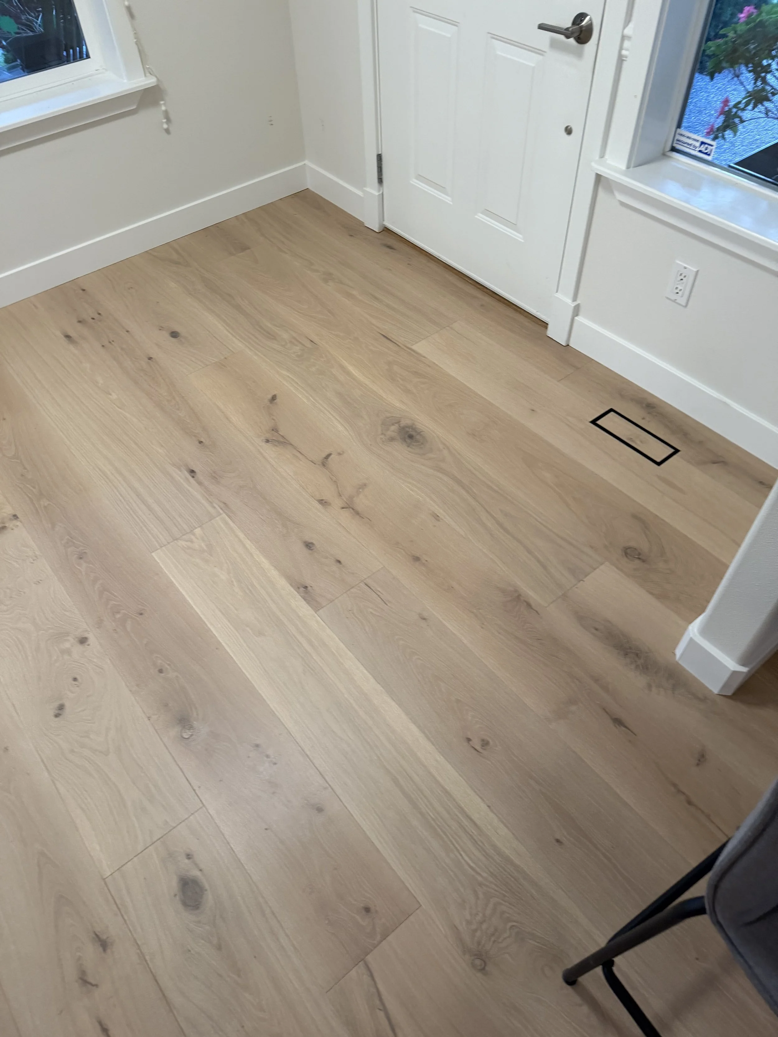 Opus - Larco Hardwood (with an aria vent)