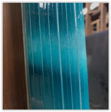 Blue Glass (Starphire).PNG
