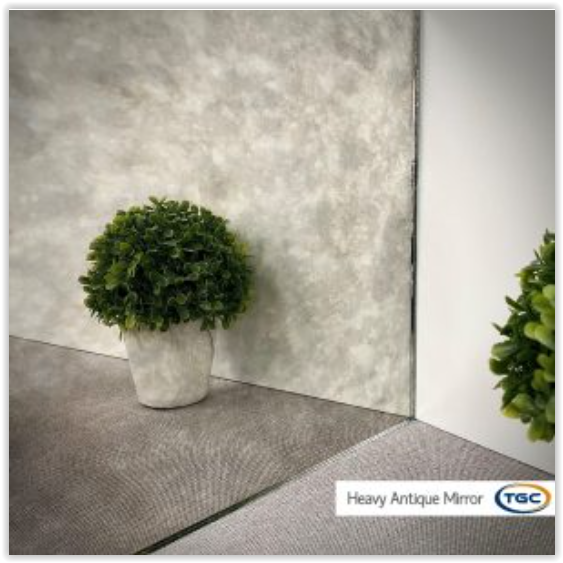 heavyAntiqueMirror.PNG