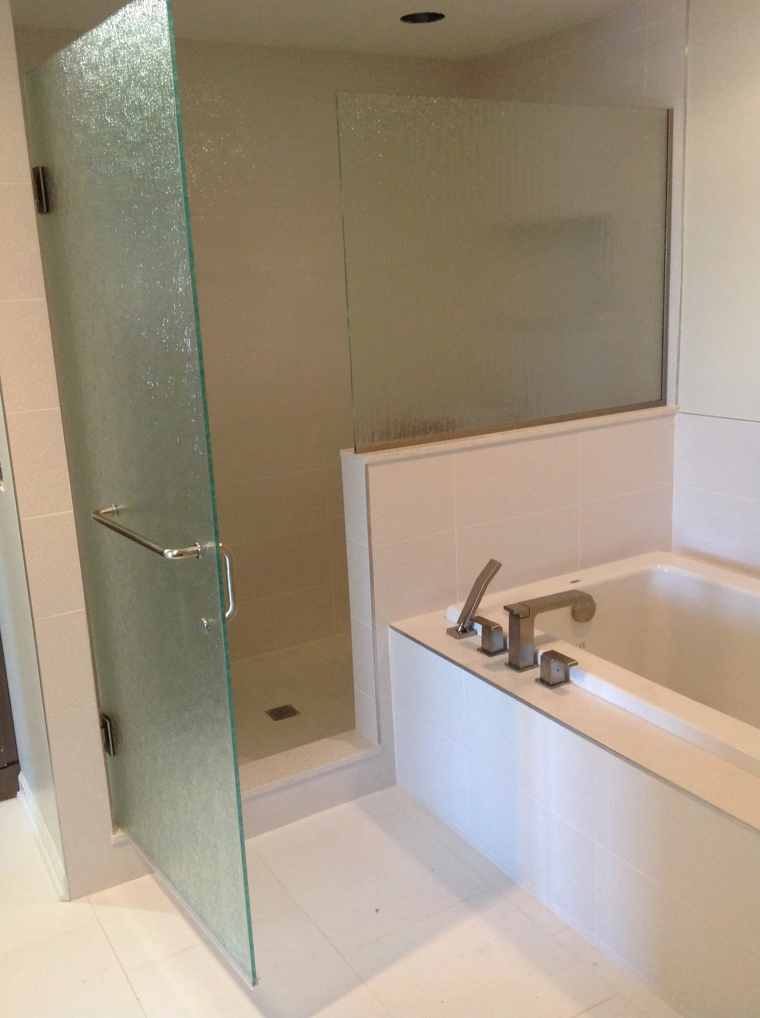 Shower doors glenbrook glass