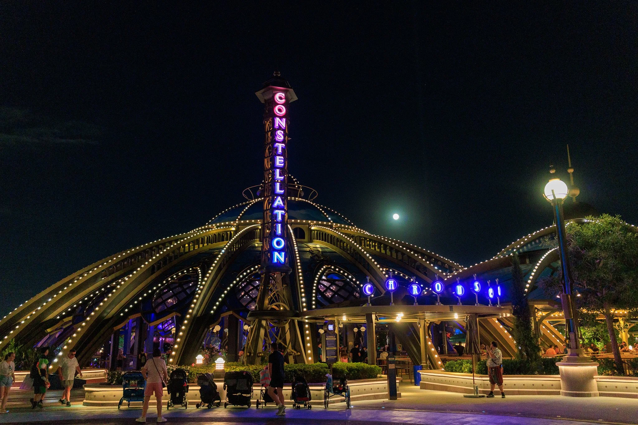 Night view of Constellation Carousel.jpg