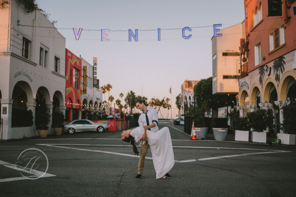 Where to Elope in Venice, CA: Canals, Boardwalk, and Beach Ceremonies