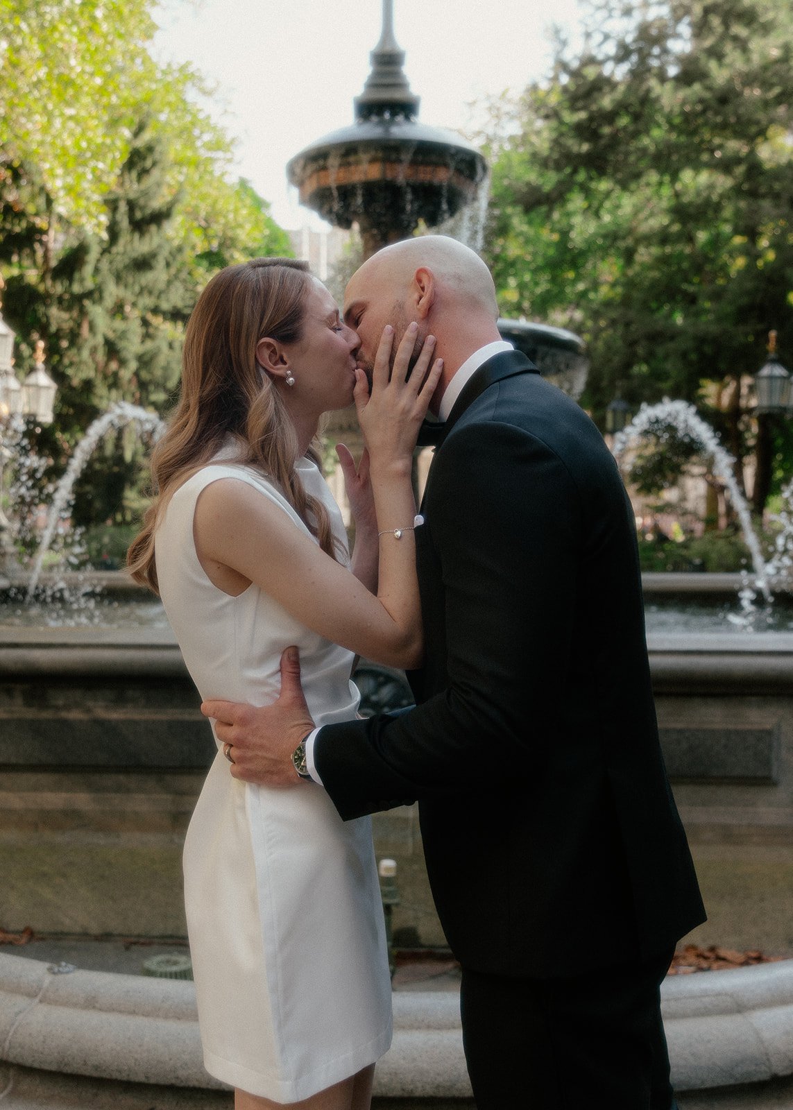 chloe_2bjoshua-nyc-elopement-31.jpg