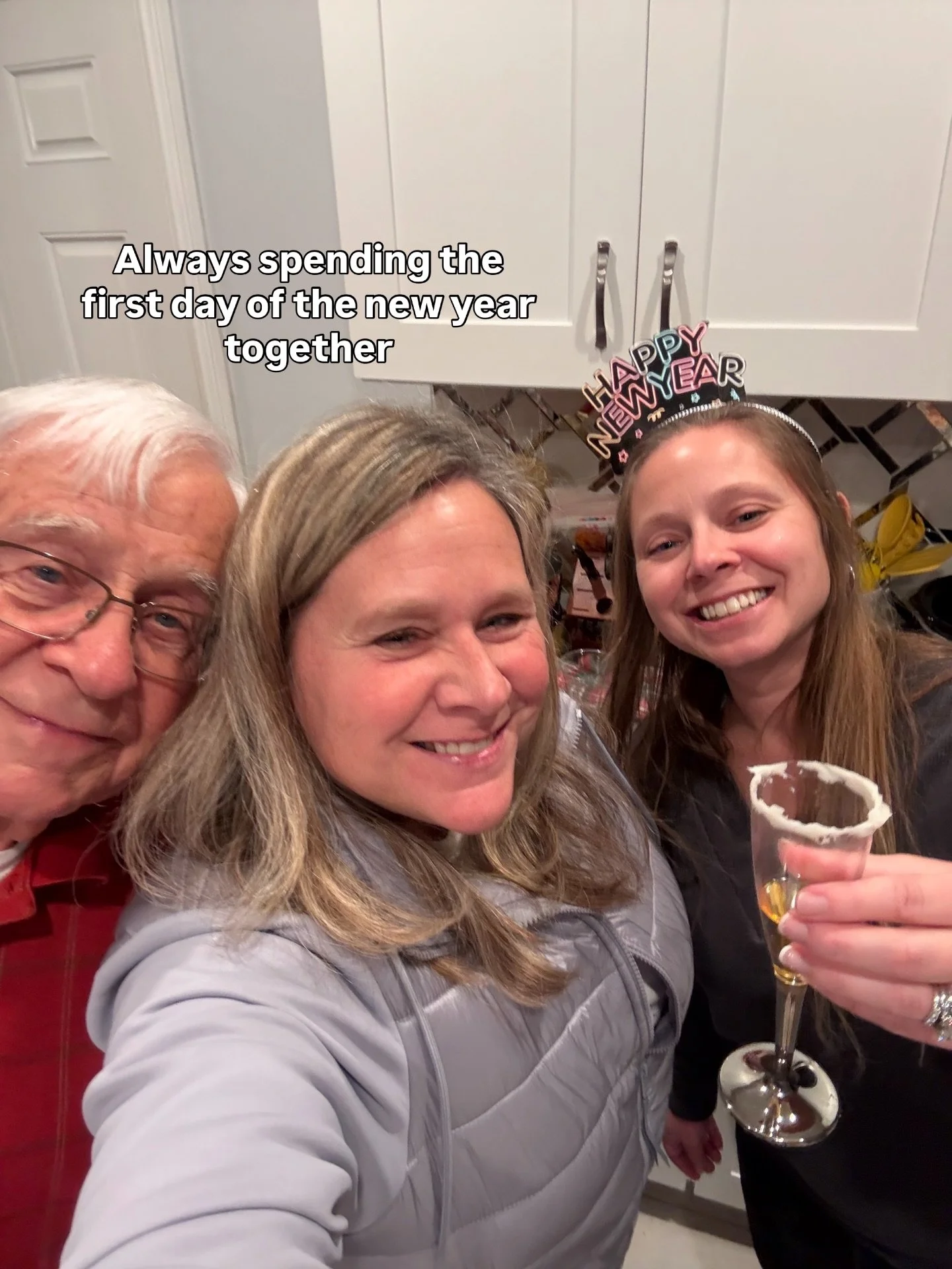 January was one long year 😂

From celebrating the first day with bare feet to closing it out in freezing temps and snow&hellip; so much adventure in between.

So ready to close this out and move on to February 😁🤍

#aussiemom #alltheweather